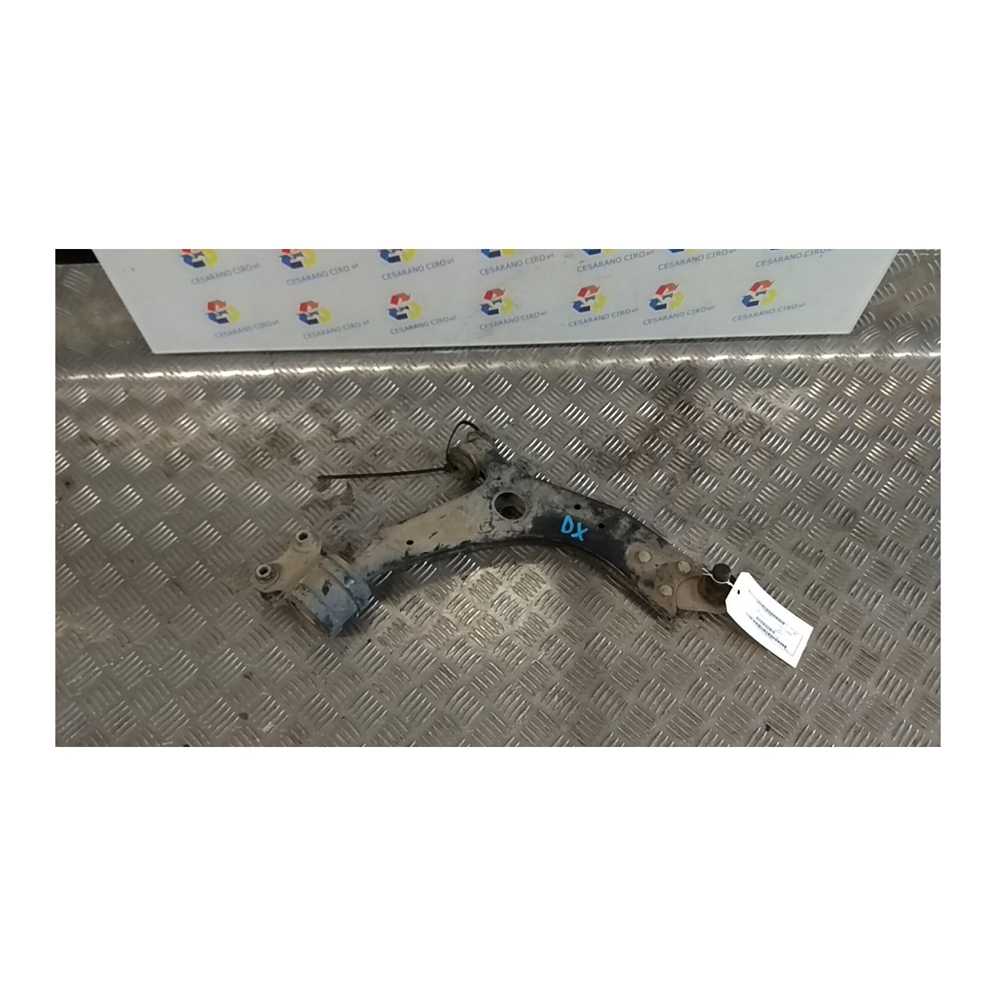 BRACCIO OSCILLANTE SOSP. ANT. DX. 018 FORD KUGA (CBV) (04/08-) UFDA 1723323