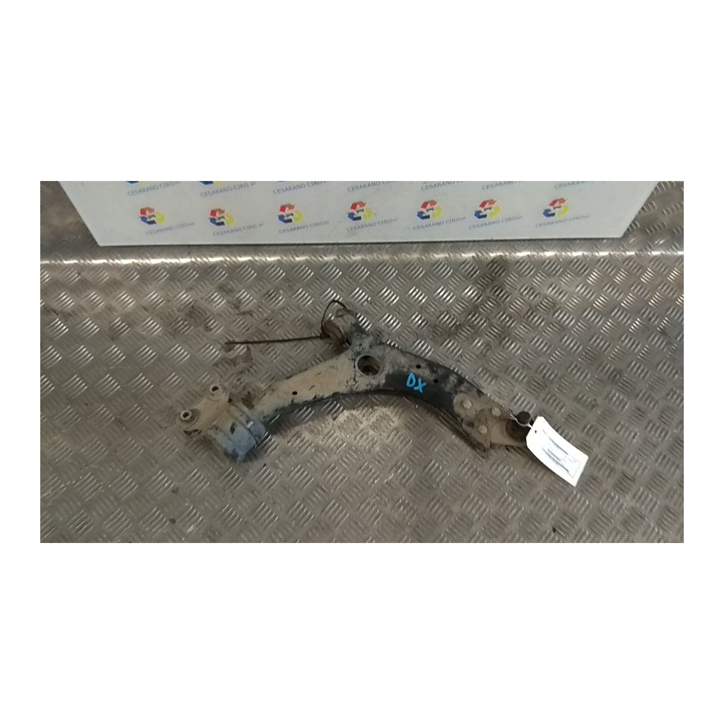 BRACCIO OSCILLANTE SOSP. ANT. DX. 018 FORD KUGA (CBV) (04/08-) UFDA 1723323