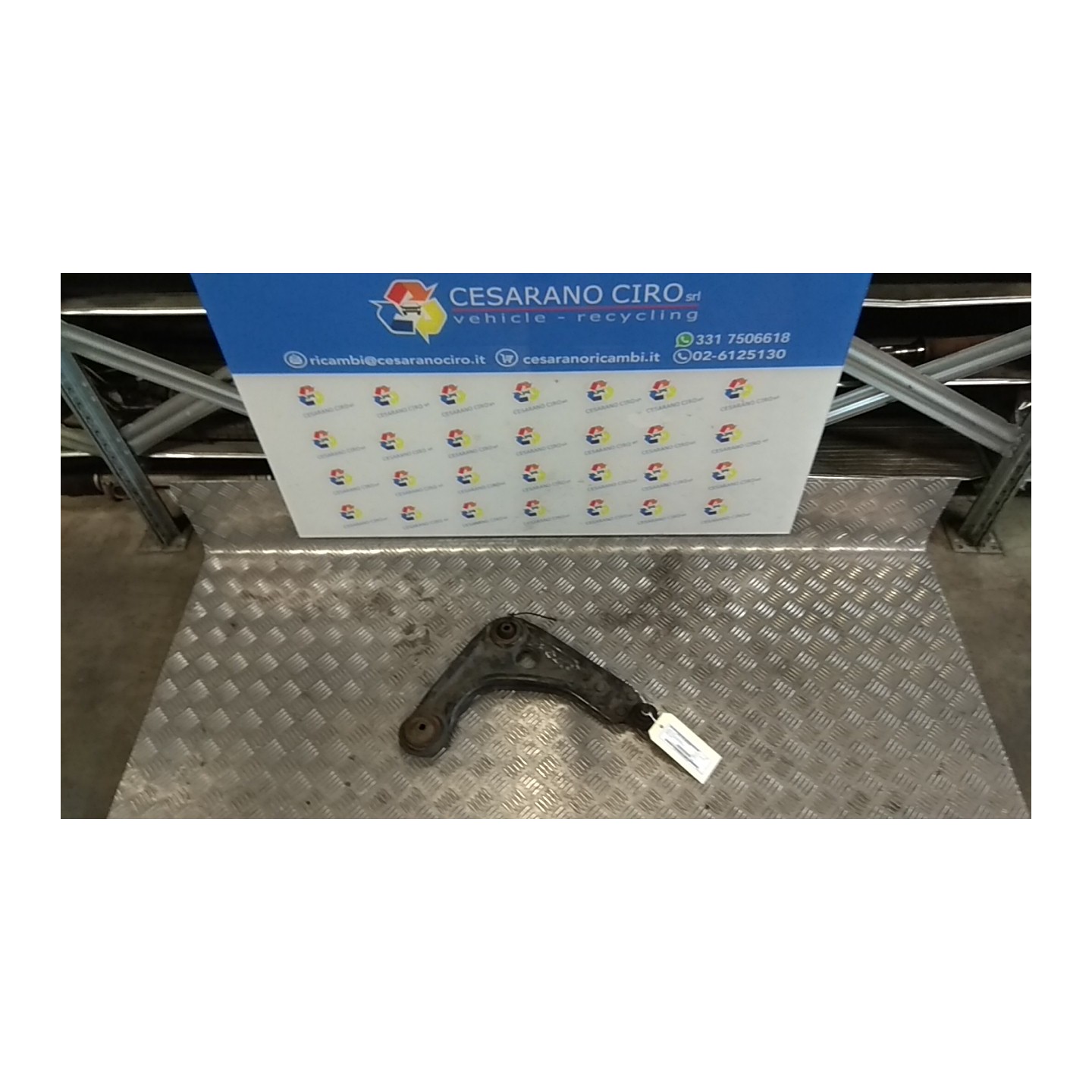 BRACCIO OSCILLANTE SOSP. ANT. DX. 019 FORD KA (CCQ) (11/96-10/08) J4D 1639575