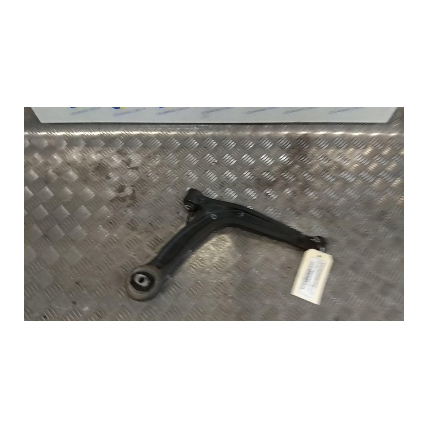 BRACCIO OSCILLANTE SOSP. ANT. DX. 031 FORD KA (CCU) (10/08-) 169A4000 1639575