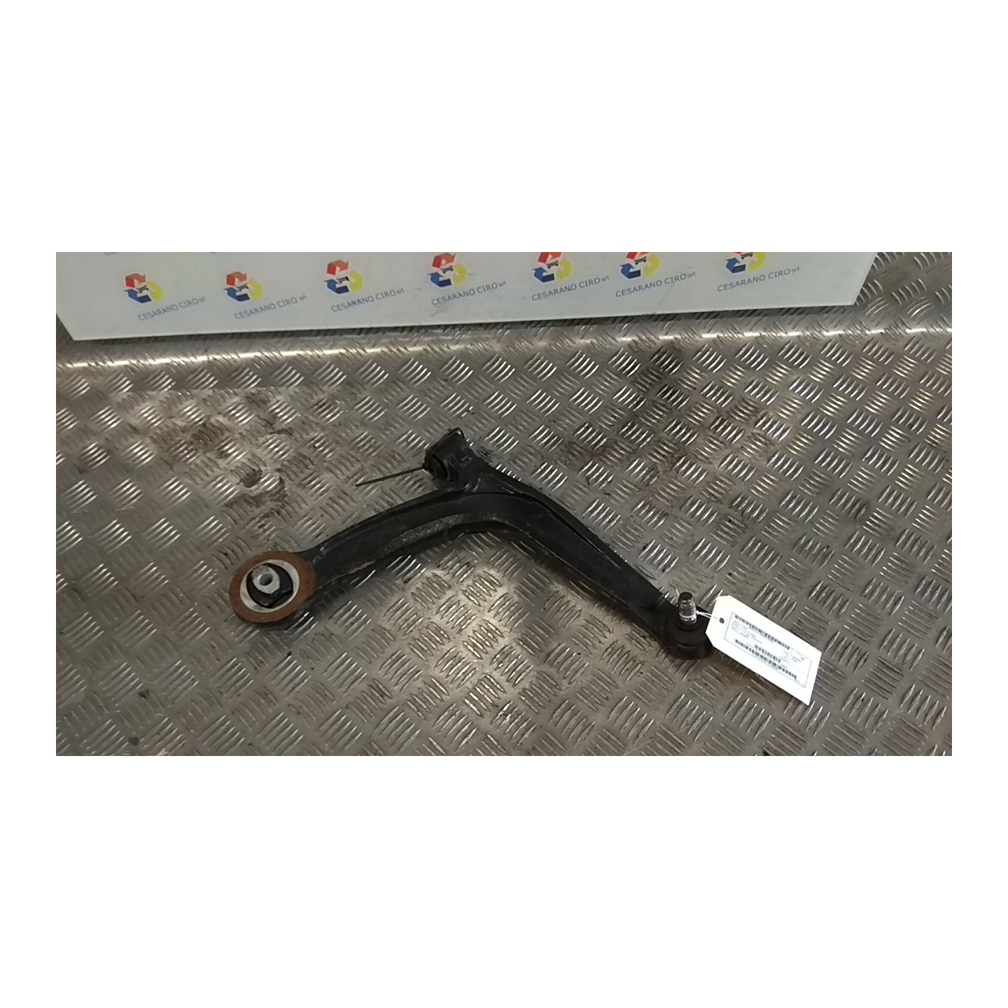 BRACCIO OSCILLANTE SOSP. ANT. DX. 032 FORD KA (CCU) (10/08-) 169A4000 1639575