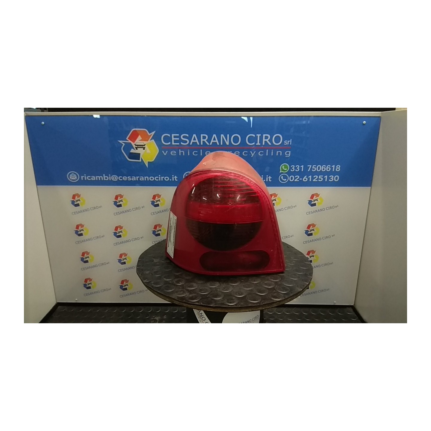 FANALE POST. 09/04 SX. 141 RENAULT TWINGO 1A SERIE (08/98-09/07) D7FF7 7700426319