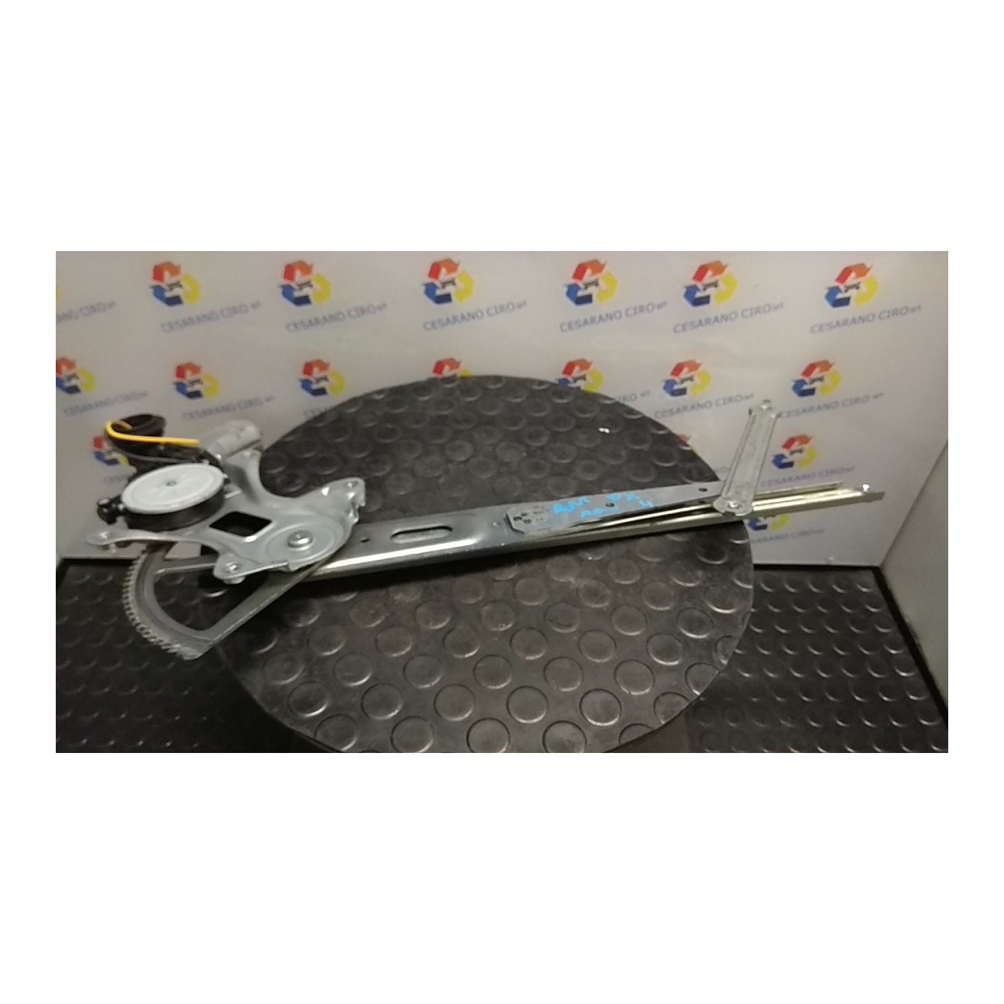 ALZACRISTALLO ELETTR. PORTA ANT. DX. 093 TOYOTA RAV 4 3A SERIE (02/10-) 2ADFHV 6980152080