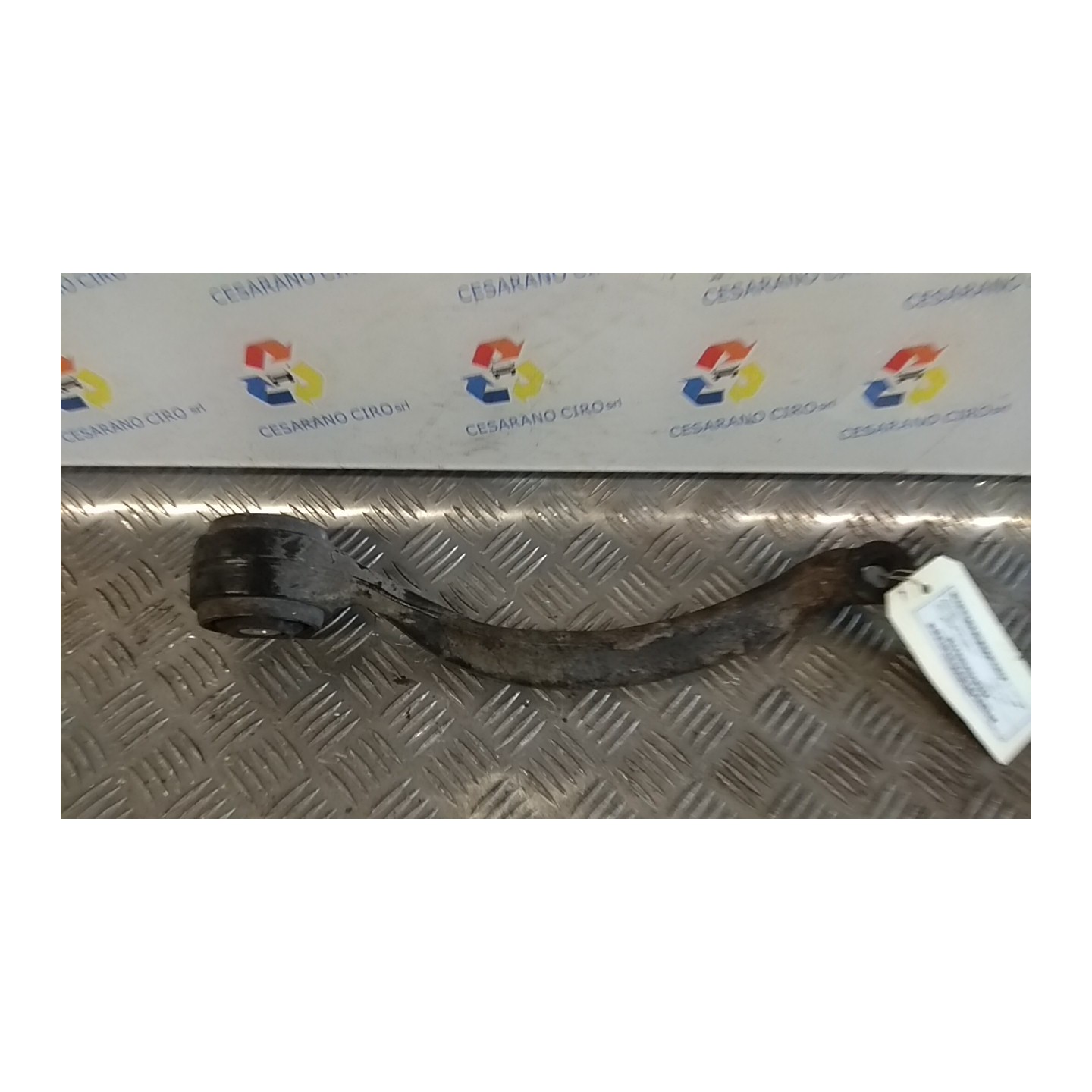 BRACCIO OSCILLANTE POST. SOSP. ANT. DX. 145 BMW SERIE 3 (E90/E91) (02/05-12/11 306D3 31126768984