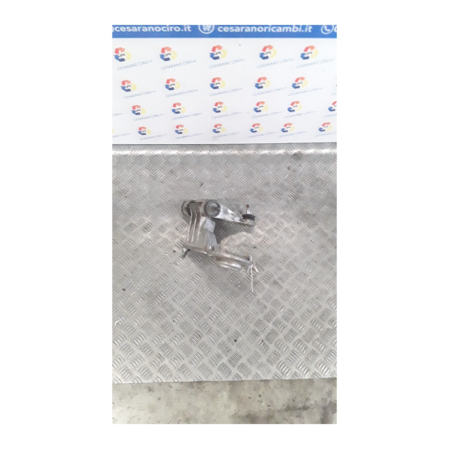 BRACCIO OSCILLANTE SUP. SOSP. ANT. DX. 035 ALFA ROMEO 166 (W9) (10/03-03/06) 841G000 60666020