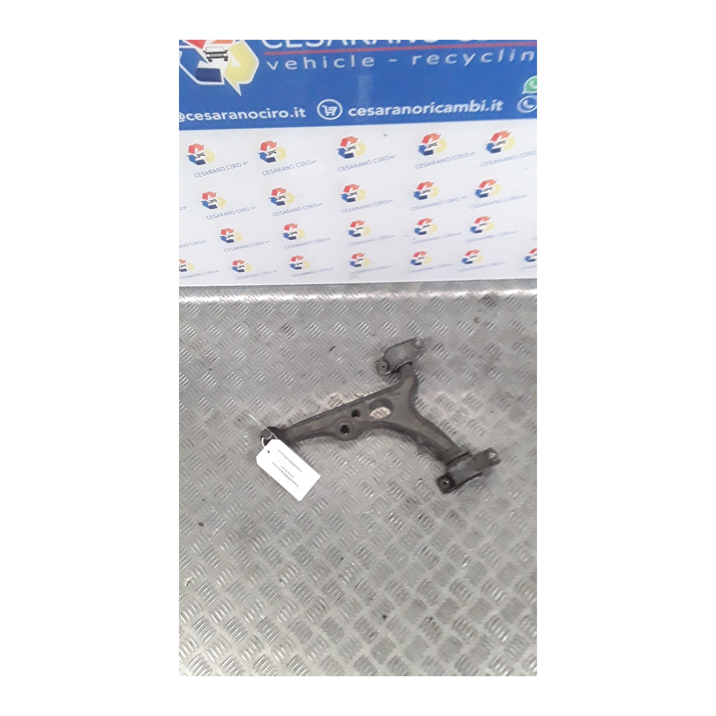 BRACCIO OSCILLANTE SOSP. ANT. SX. 053 LANCIA DELTA (05/93-10/97) 182A4000 71747915