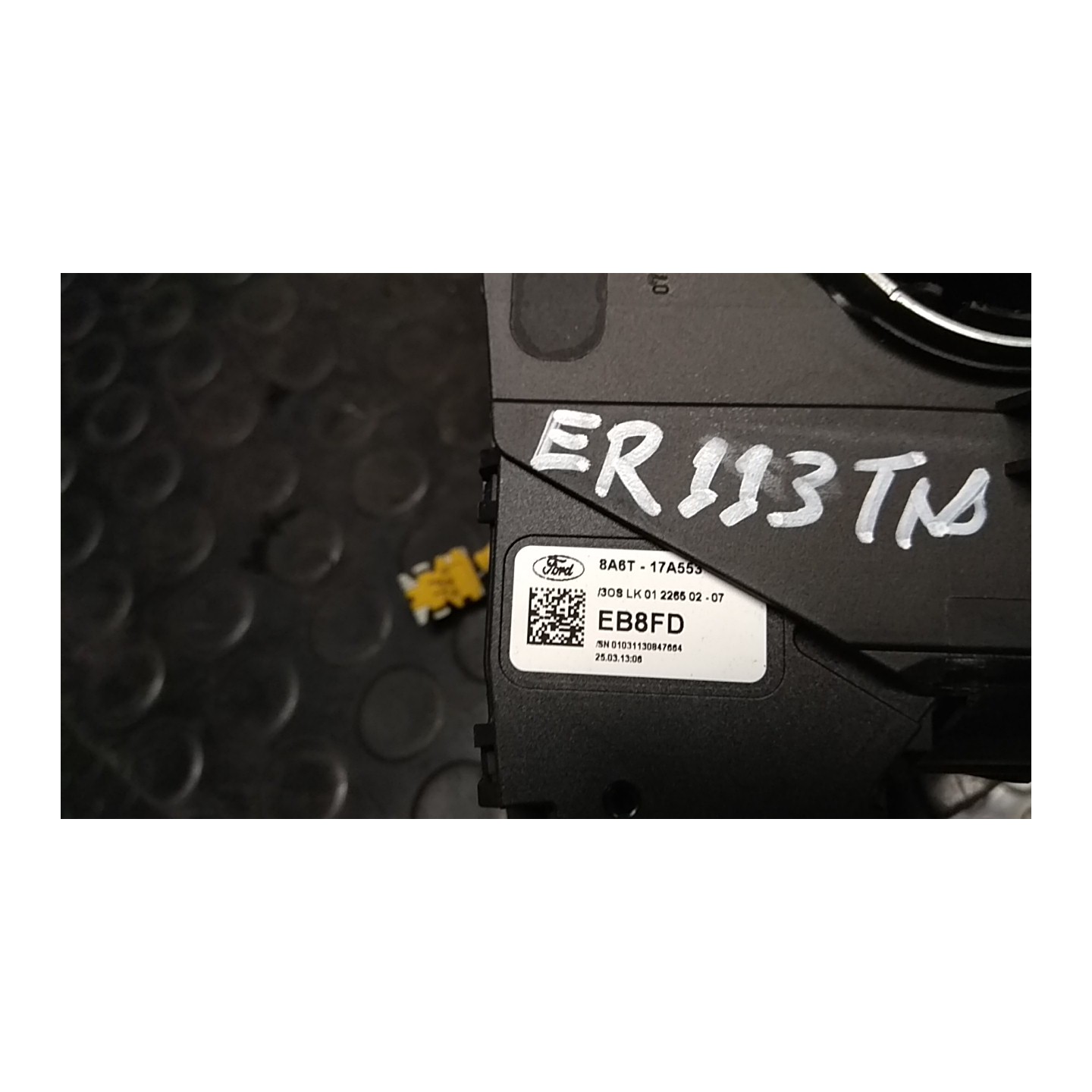 DEVIOGUIDASGANCIO 073 FORD FIESTA (CCN) (11/12-) UGJC 1718675