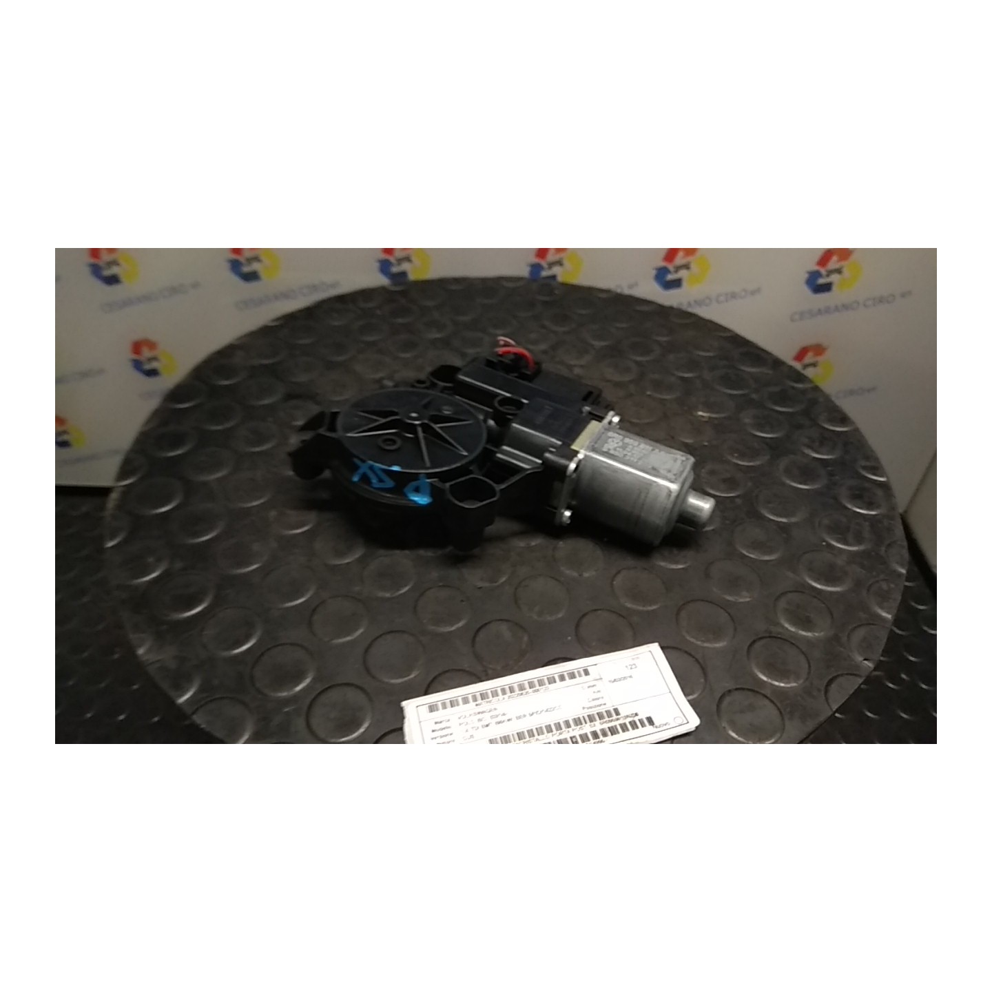 MOTORINO ALZACRISTALLO PORTA POST. SX. 123 VOLKSWAGEN POLO (6C) (03/14-) CUS 6R0959811NZ00