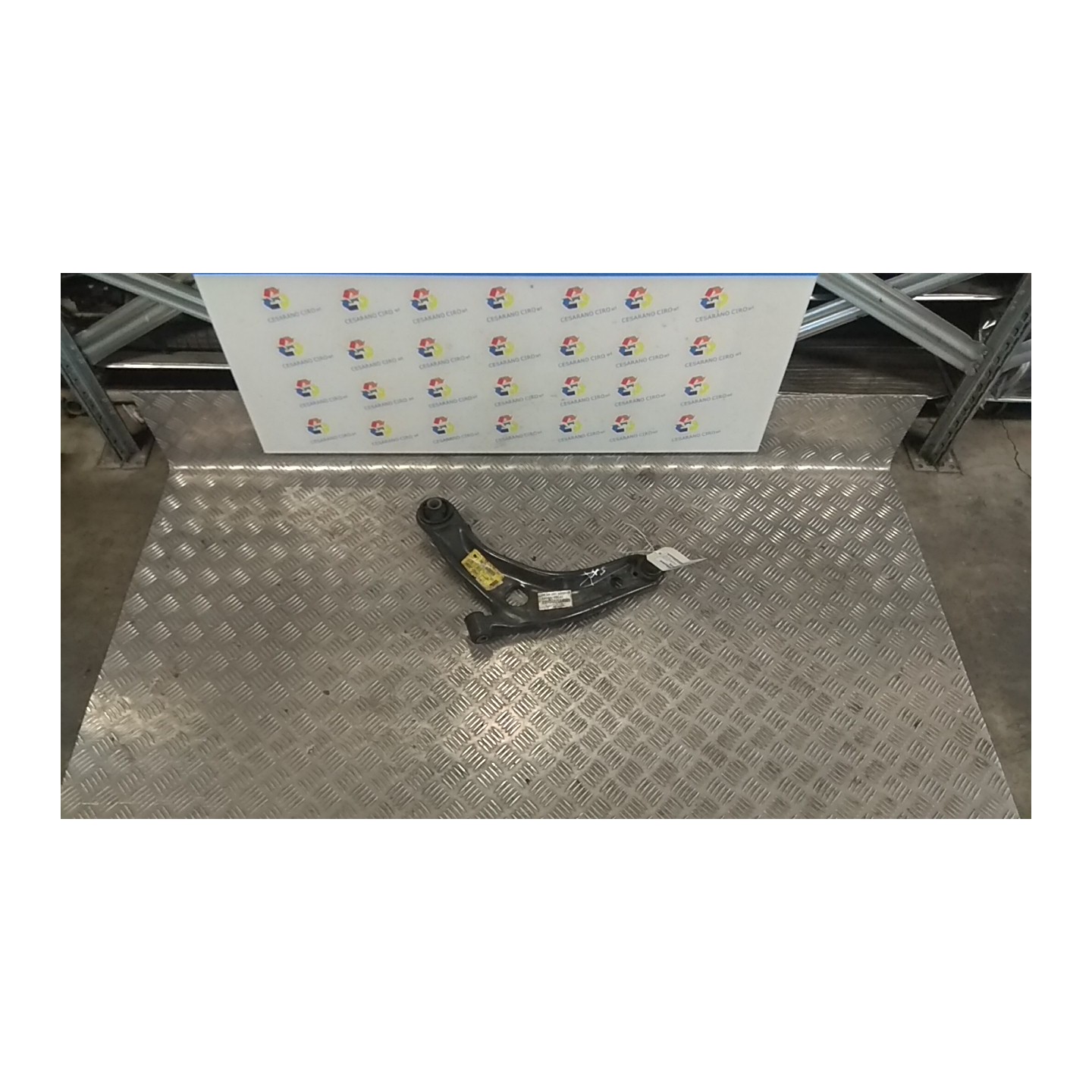 BRACCIO OSCILLANTE SOSP. ANT. SX. 082 OPEL CORSA (X01) (10/00-06/06) Z12XE 13140037