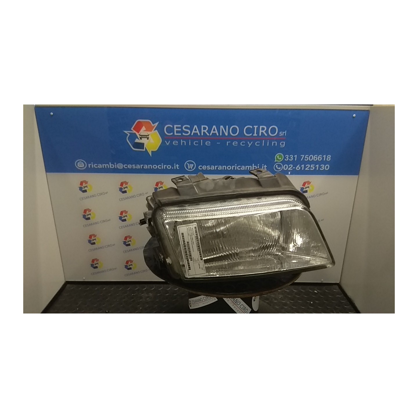 PROIETTORE DX. 021 AUDI A4 (8D) (10/94-12/00) ADR 8D0941030