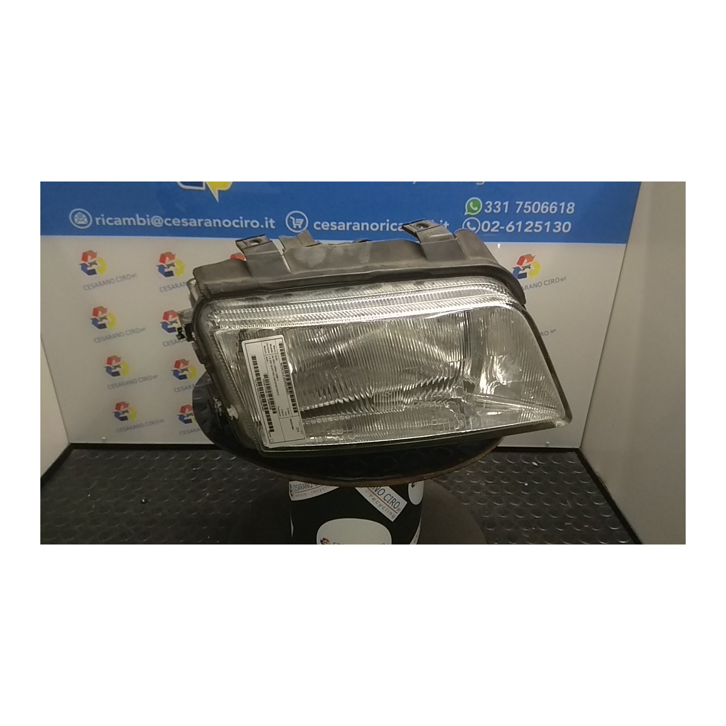 PROIETTORE DX. 021 AUDI A4 (8D) (10/94-12/00) ADR 8D0941030