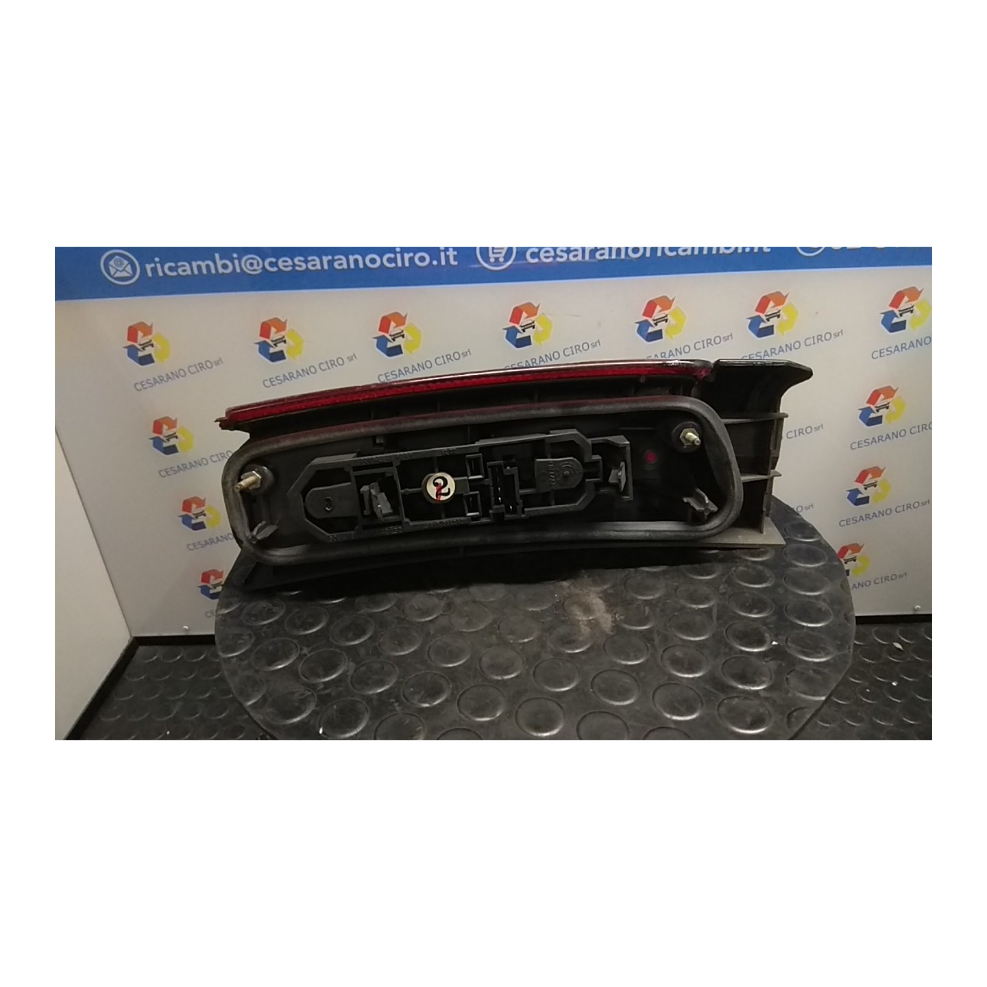 FANALE POST. PARTE INF. SX. 059 VOLVO 850 (04/93-12/96) B5204T2 3512424
