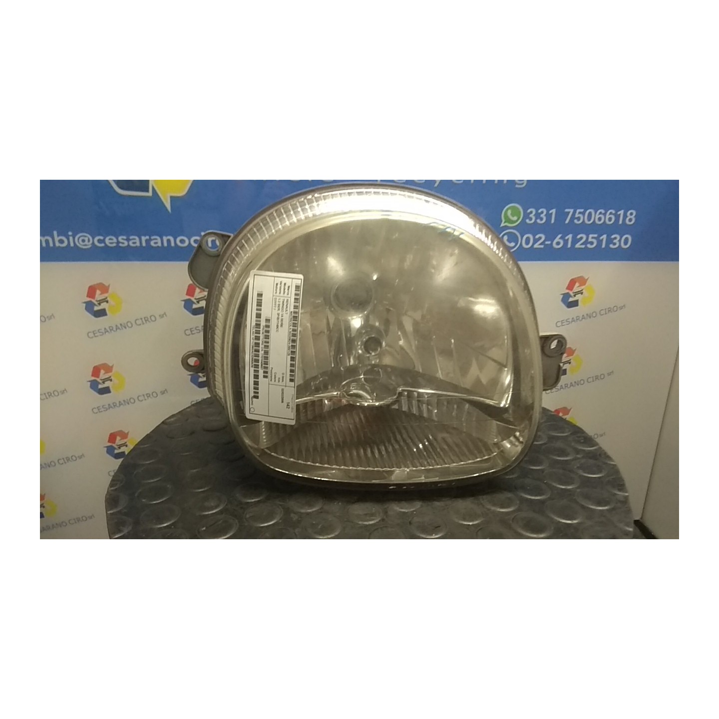 PROIETTORE DX. 125 RENAULT TWINGO 1A SERIE (08/98-09/07) D7FF7 7701049687