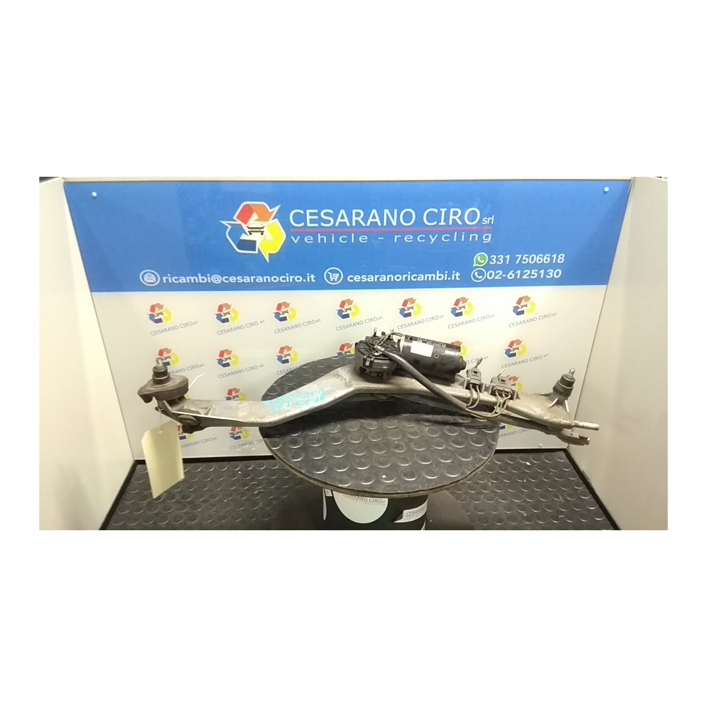 MECCANISMO TERGIPARABREZZA CON MOTORINO 026 VOLVO 850 (04/93-12/96) B5204T2 NB3753024011047