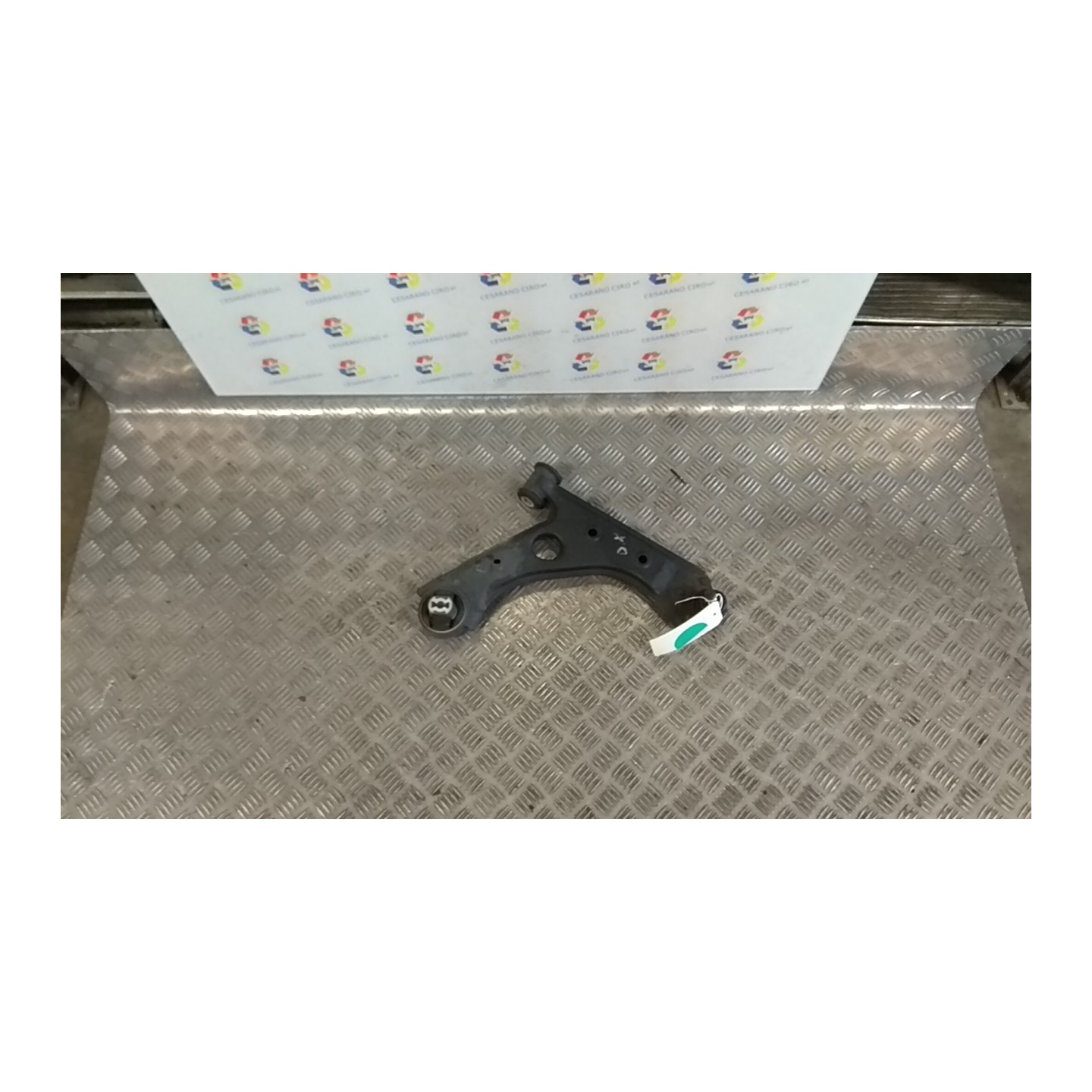 BRACCIO OSCILLANTE SOSP. ANT. DX. 009 FIAT QUBO (3N) (07/08-05/17) 350A1000 52049873