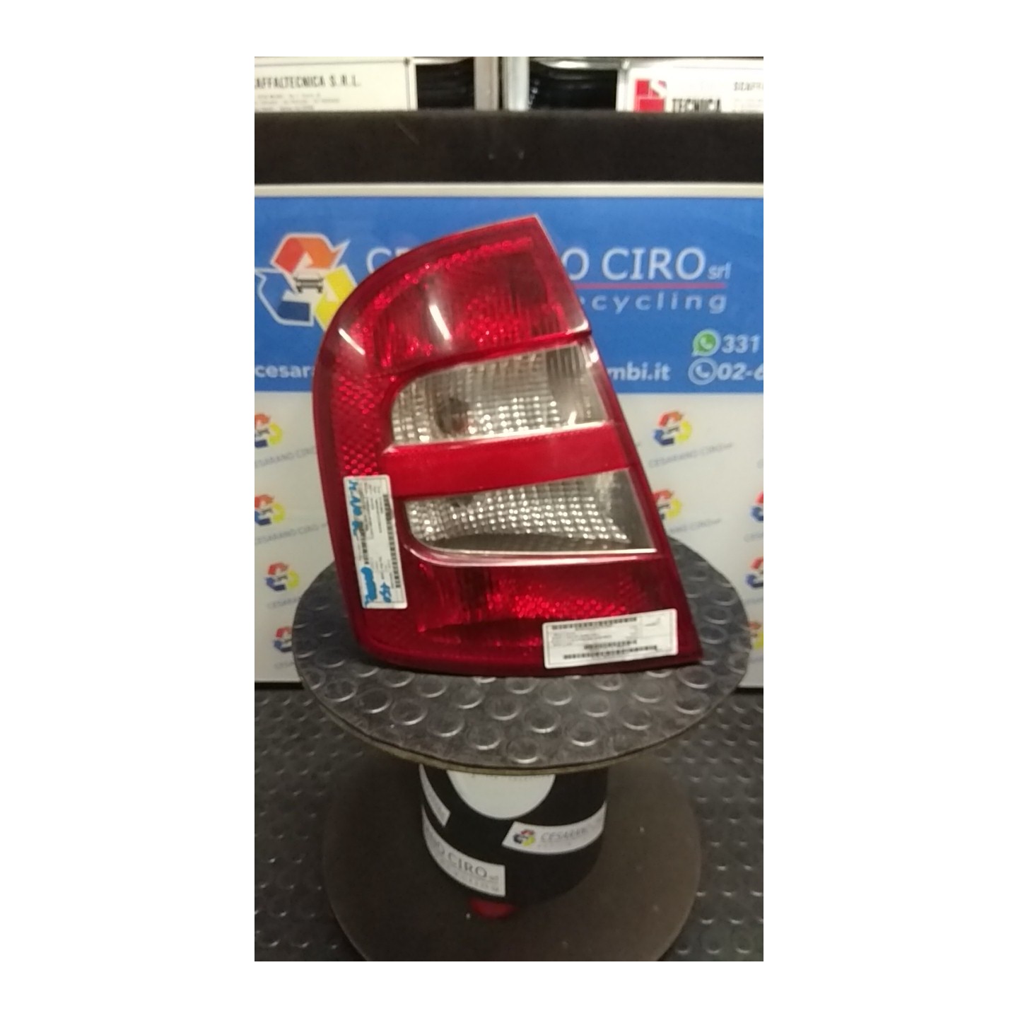 FANALE POST. SX. 071 SKODA FABIA (6Y) (01/00-11/07) AUB 6Y6945111C