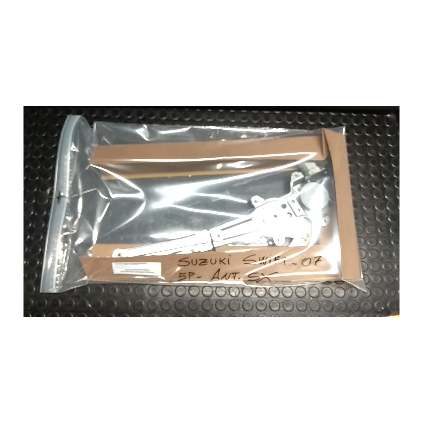 ALZACRISTALLO ELETTR. PORTA ANT. SX. 047 SUZUKI SWIFT (04/05-02/11) M13A 8344063J50000