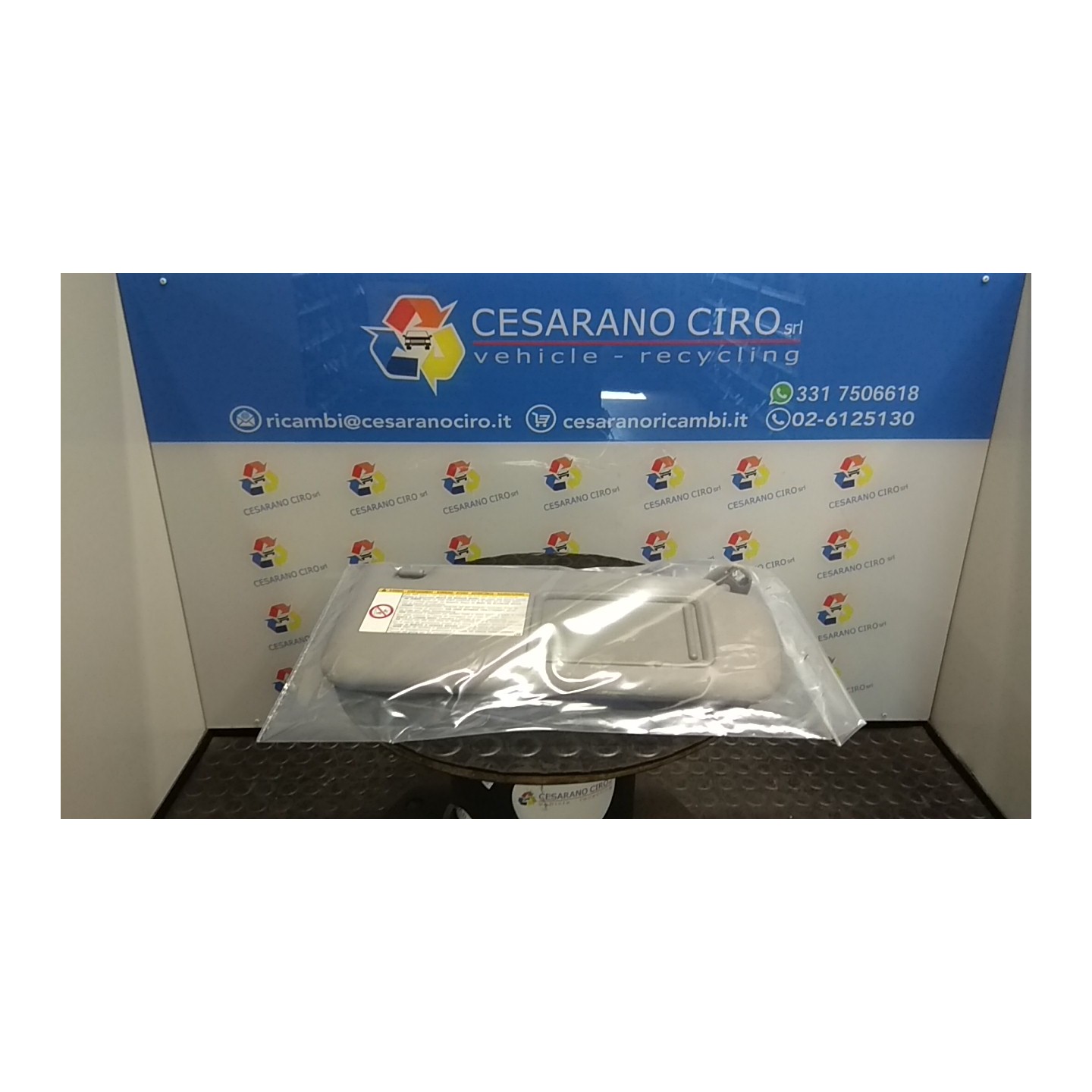 ALETTA PARASOLE PARABREZZA DX. 050 TOYOTA RAV 4 3A SERIE (01/06-10/10) 2ADFTV 7431042410B3