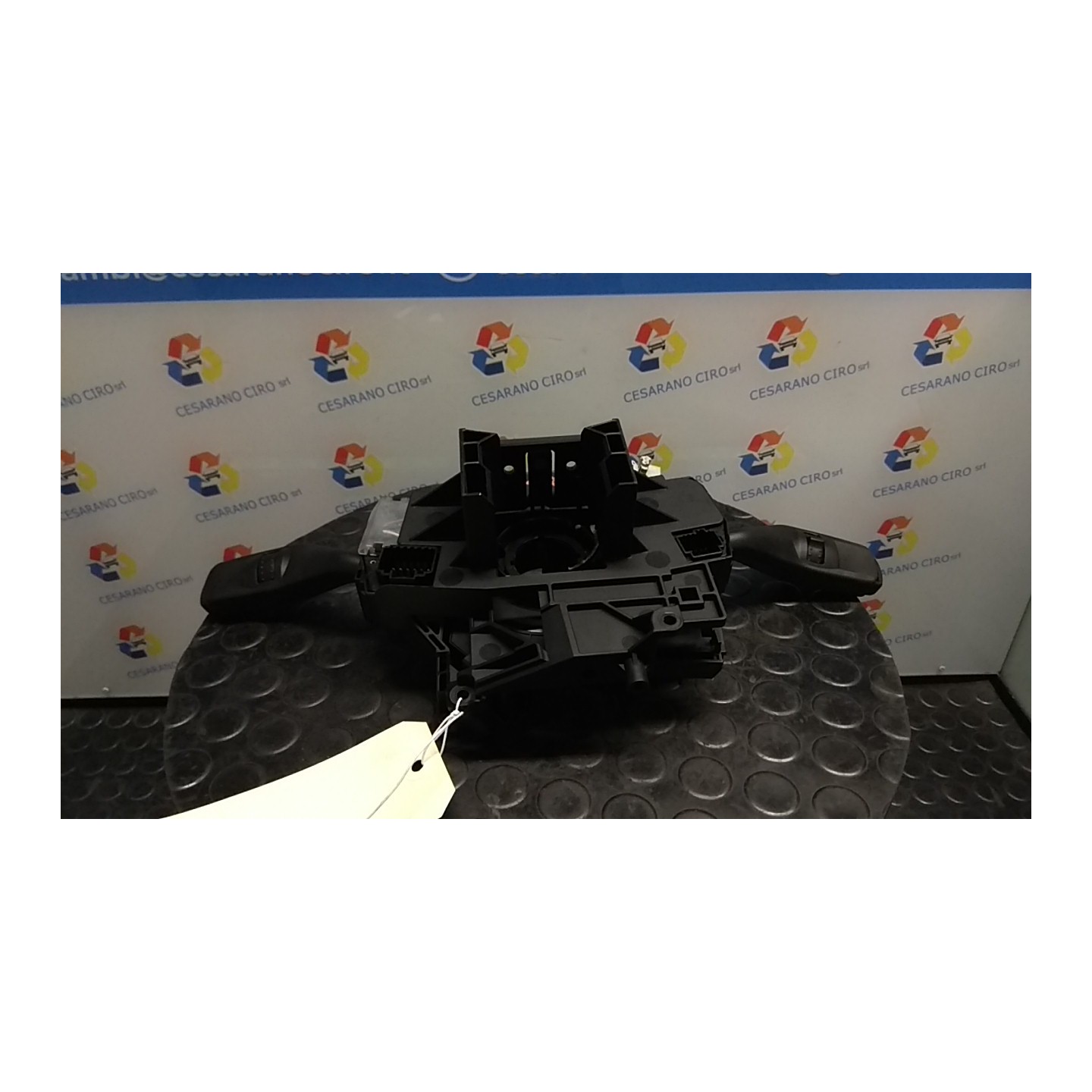 BLOCCO COMANDI TERGICRISTALLI 07/04- 005 FORD FOCUS (CAP) (11/04-06/08) KKDA 1350067