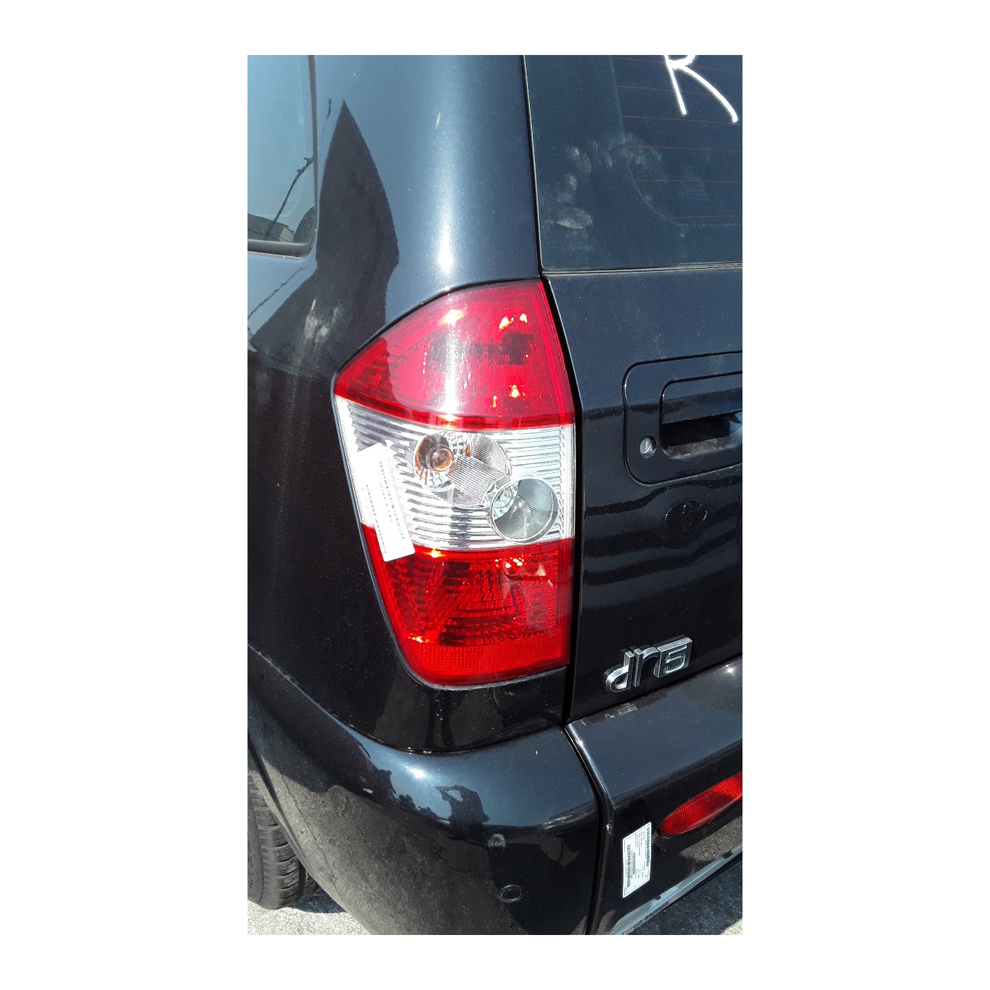 FANALE POST. SX. 109 DR DR5 (12/07-) SQR481F 733010054