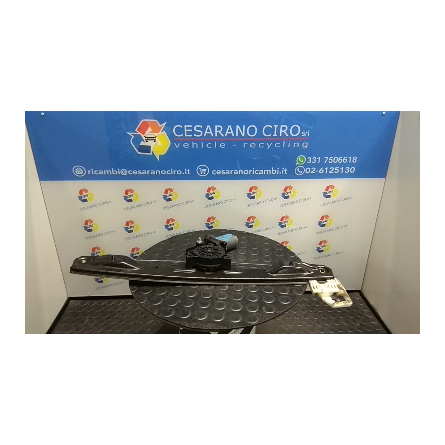 ALZACRISTALLO ELETTR. PORTA ANT. C/MOTORINO DX. 010 FIAT PANDA (33) (12/11-04/17) 169A4000 52076549
