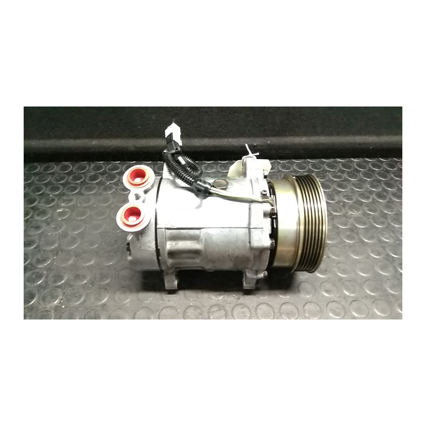 COMPRESSORE A/C PUNZONATUR 023 RENAULT LAGUNA 2A SERIE (03/01-09/07) L7XE7 9630014080