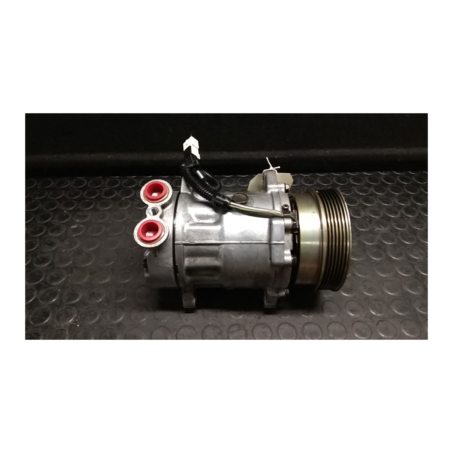 COMPRESSORE A/C PUNZONATUR 023 RENAULT LAGUNA 2A SERIE (03/01-09/07) L7XE7 9630014080