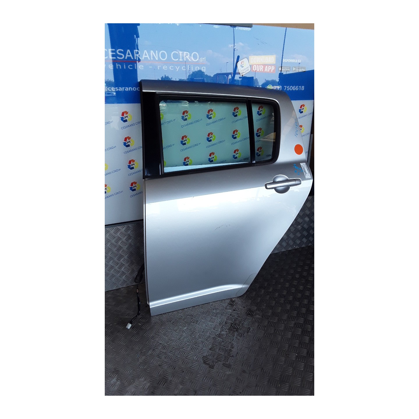 PORTA POST. SX. 065 SUZUKI SWIFT (04/05-02/11) M13A 6800462J00000