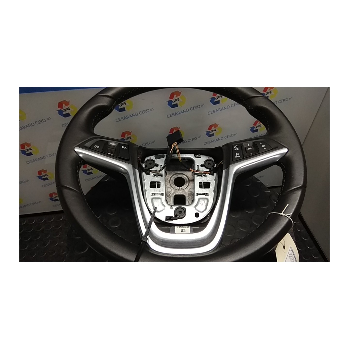 VOLANTE 004 OPEL MERIVA (S10) (04/10-) A14XER 13351024