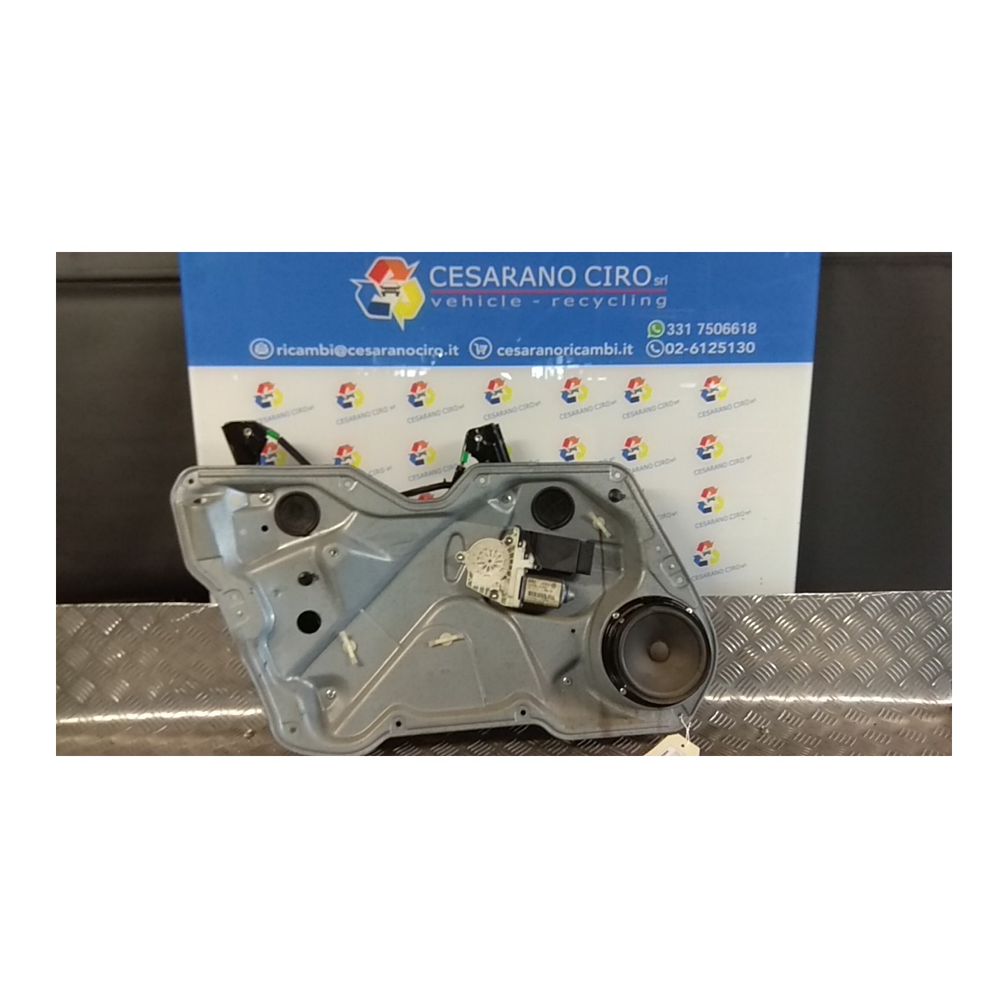 ALZACRISTALLO ELETTR. PORTA ANT. SX. 071 SEAT LEON (1M) (12/99-02/06) ALH 1M0837461