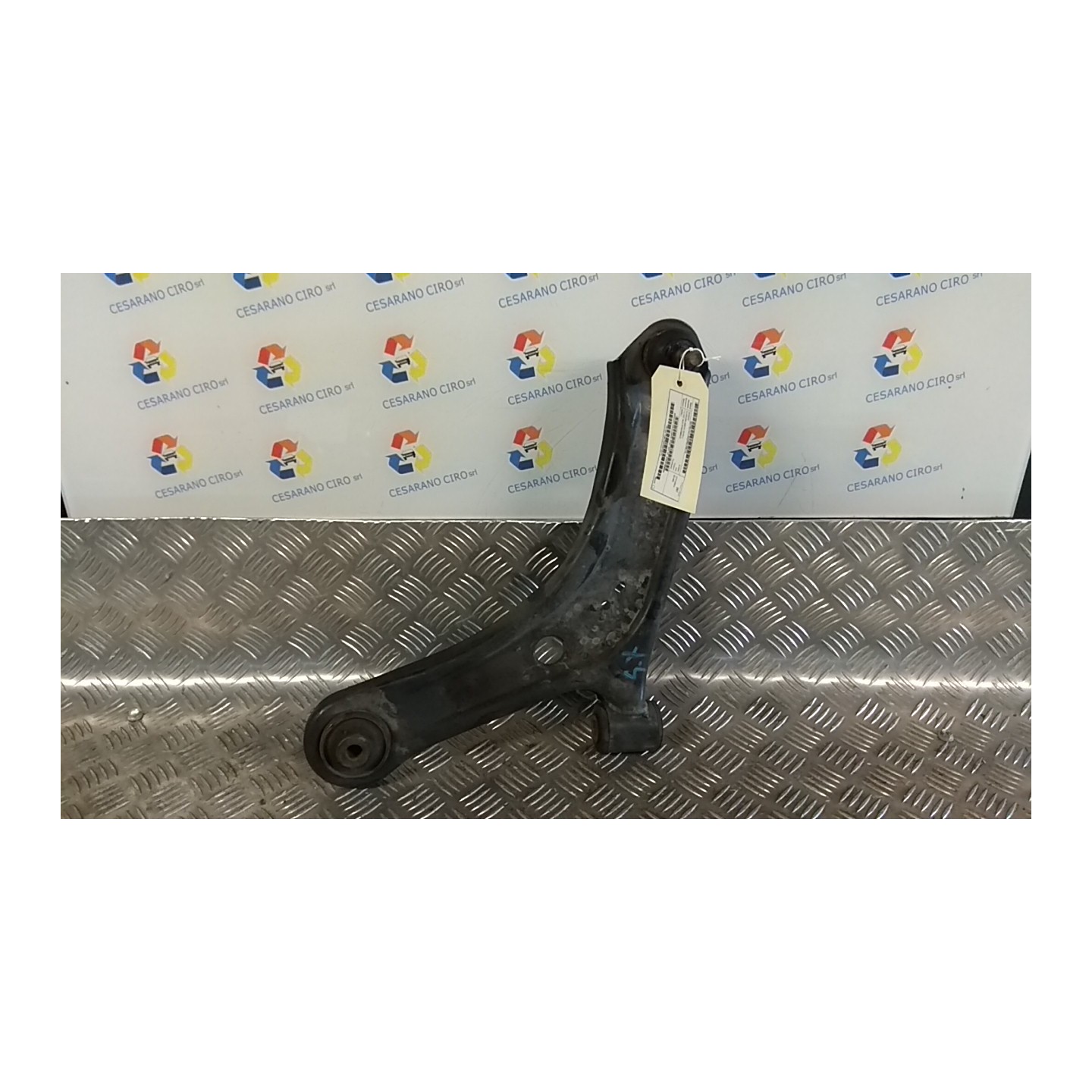 BRACCIO OSCILLANTE SOSP. ANT. SX. 115 SUZUKI S-CROSS (09/13-12/16) M16A 4520261M00000
