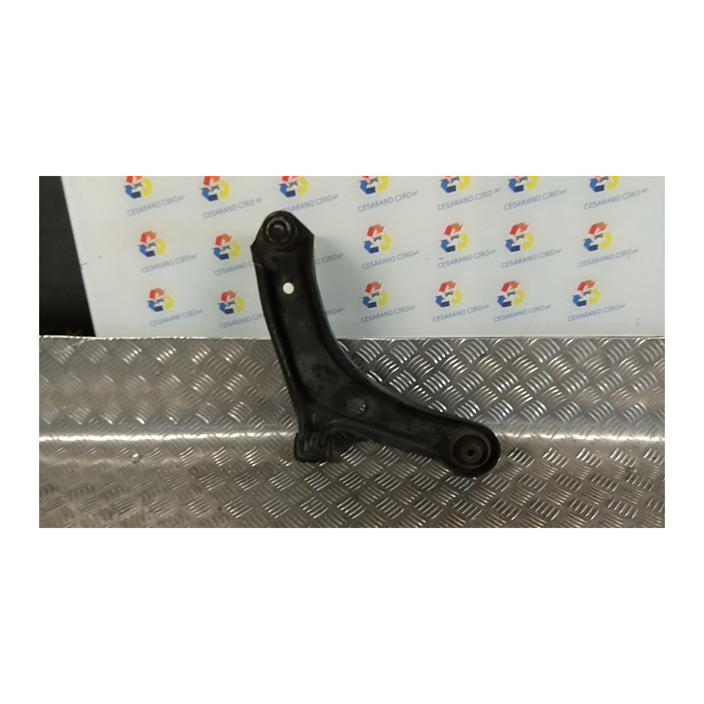 BRACCIO OSCILLANTE SOSP. ANT. SX. 115 SUZUKI S-CROSS (09/13-12/16) M16A 4520261M00000
