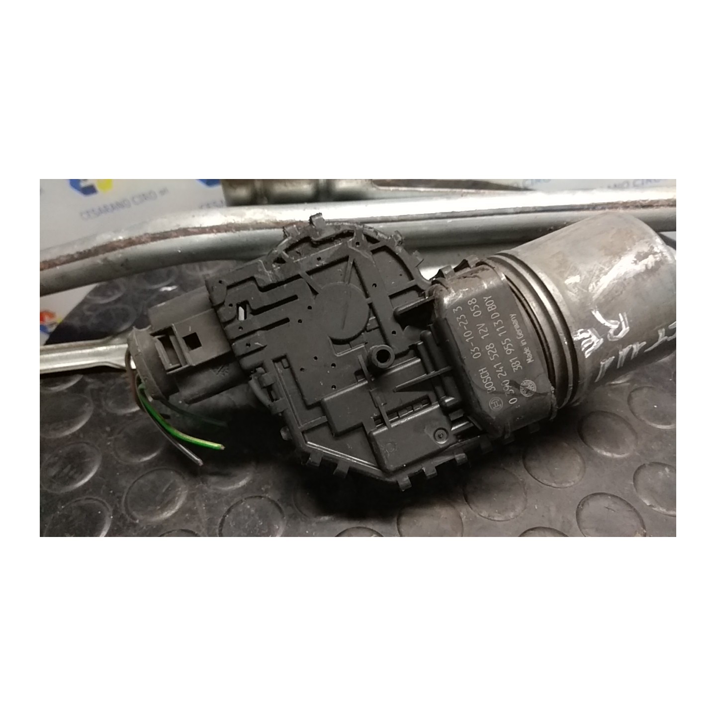 MOTORINO TERGIPARABREZZA 048 VOLKSWAGEN PASSAT (3B) (10/00-03/06) AWX 3B1955113D