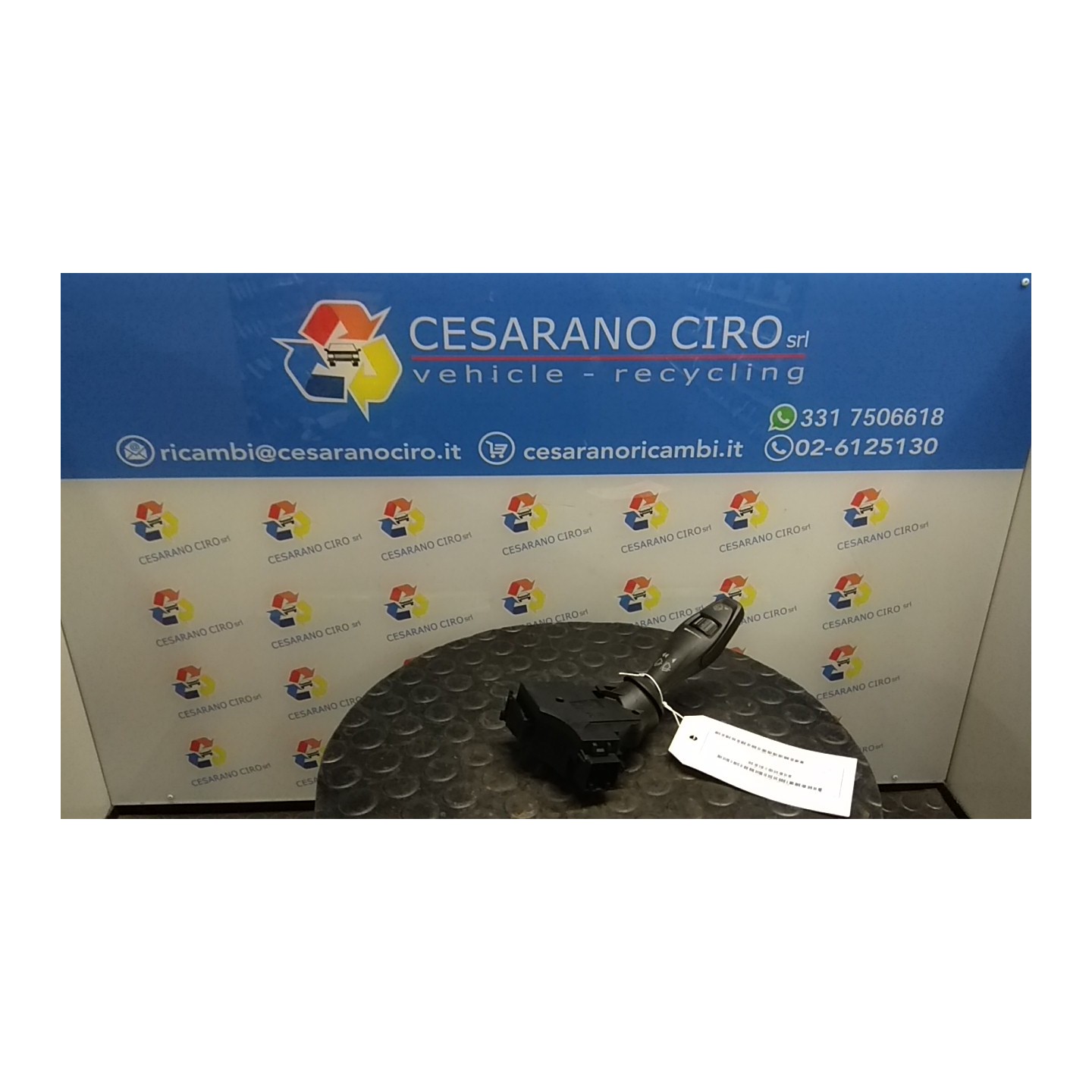 BLOCCO COMANDI TERGICRISTALLI 010 FORD FIESTA (CB1) (09/08-) SNJA 1537625