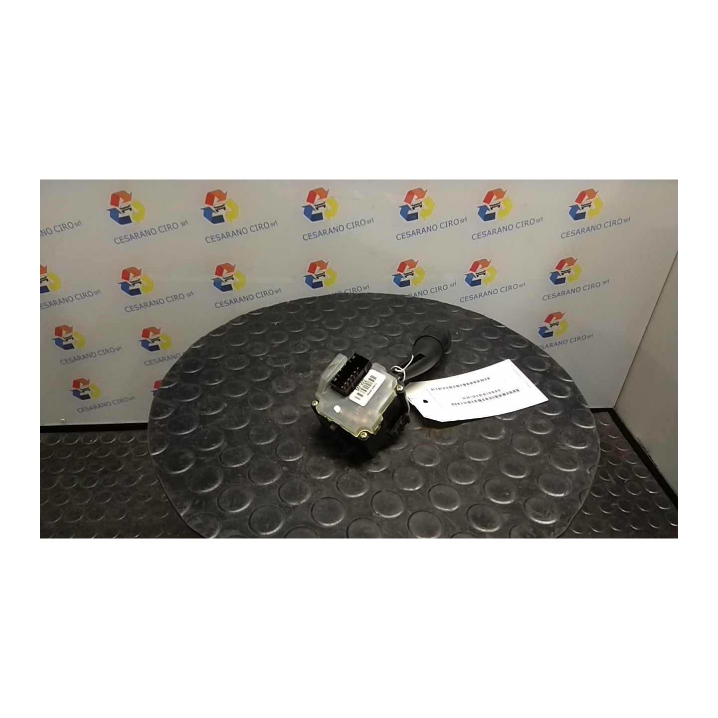 BLOCCO COMANDI TERGICRISTALLI 042 HYUNDAI I30 (07/07-)  934202L000