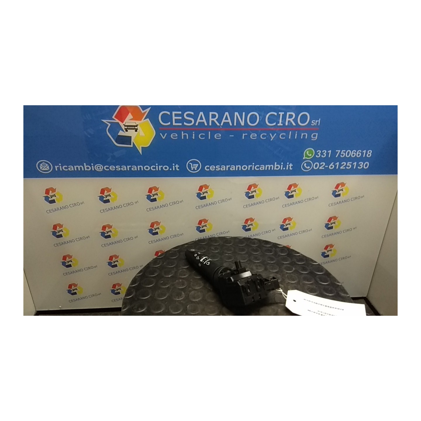 BLOCCO COMANDI TERGICRISTALLI 049 HYUNDAI I20 (01/09-) G4LA 934201J010