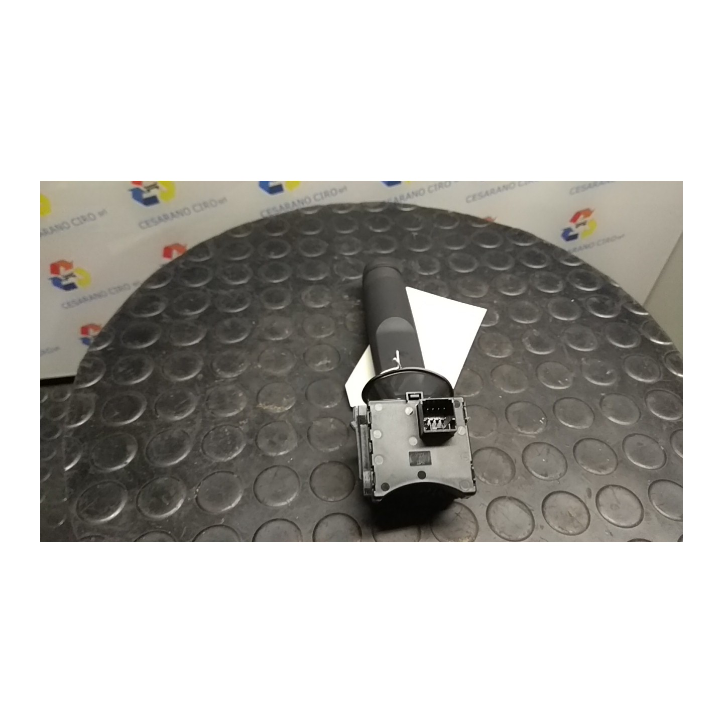 BLOCCO COMANDI TERGICRISTALLI 007 OPEL MERIVA (S10) (04/10-) A14XER 13305522