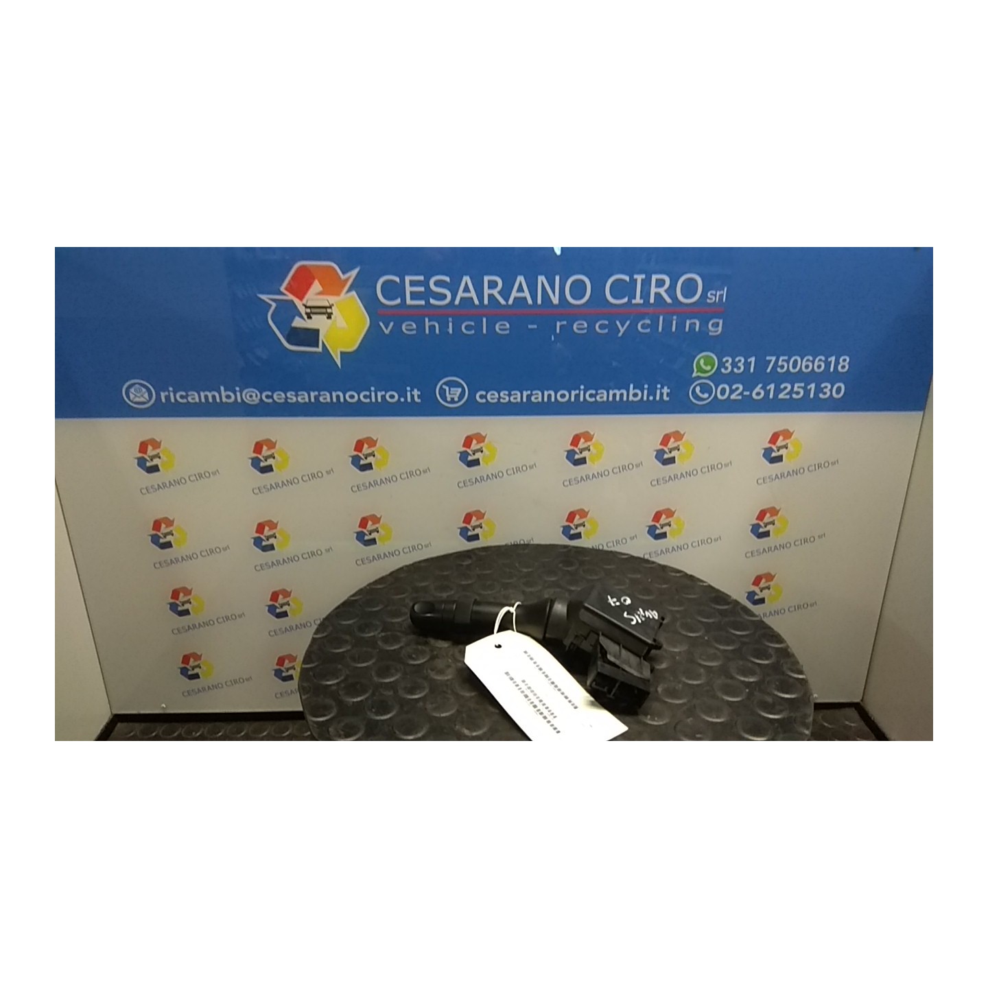 BLOCCO COMANDI TERGICRISTALLI 016 TOYOTA AURIS (01/07-) 1ADFTV 8465248110
