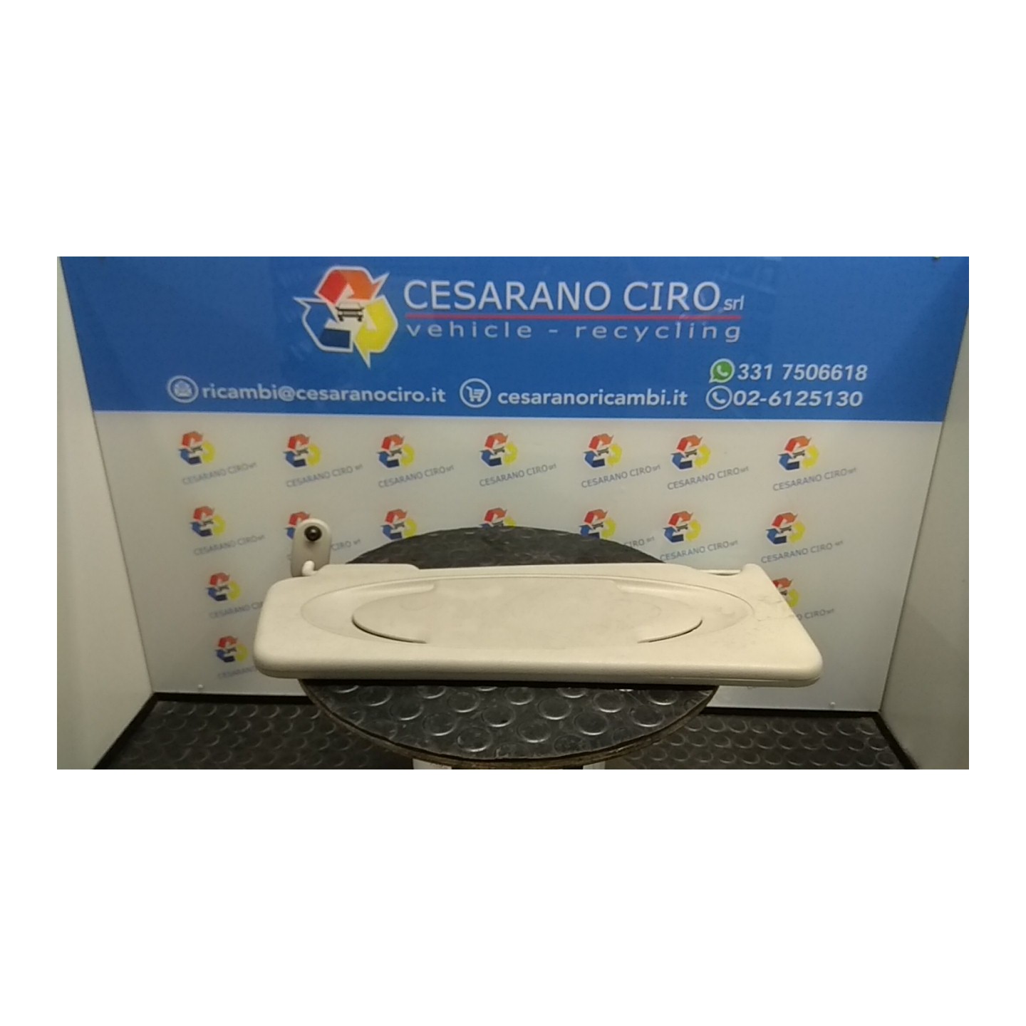 ALETTA PARASOLE PARABREZZA SX. 077 RENAULT KANGOO FURGONE (04/13-) 5AM40 8200430124