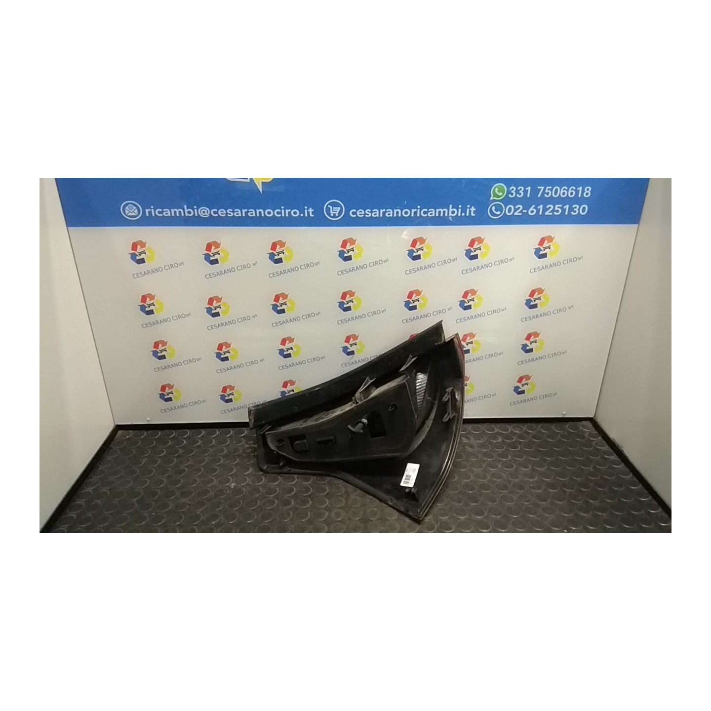 FANALE POST. DX. 071 DACIA SANDERO (07/08-04/13) K7JA7 8200734824
