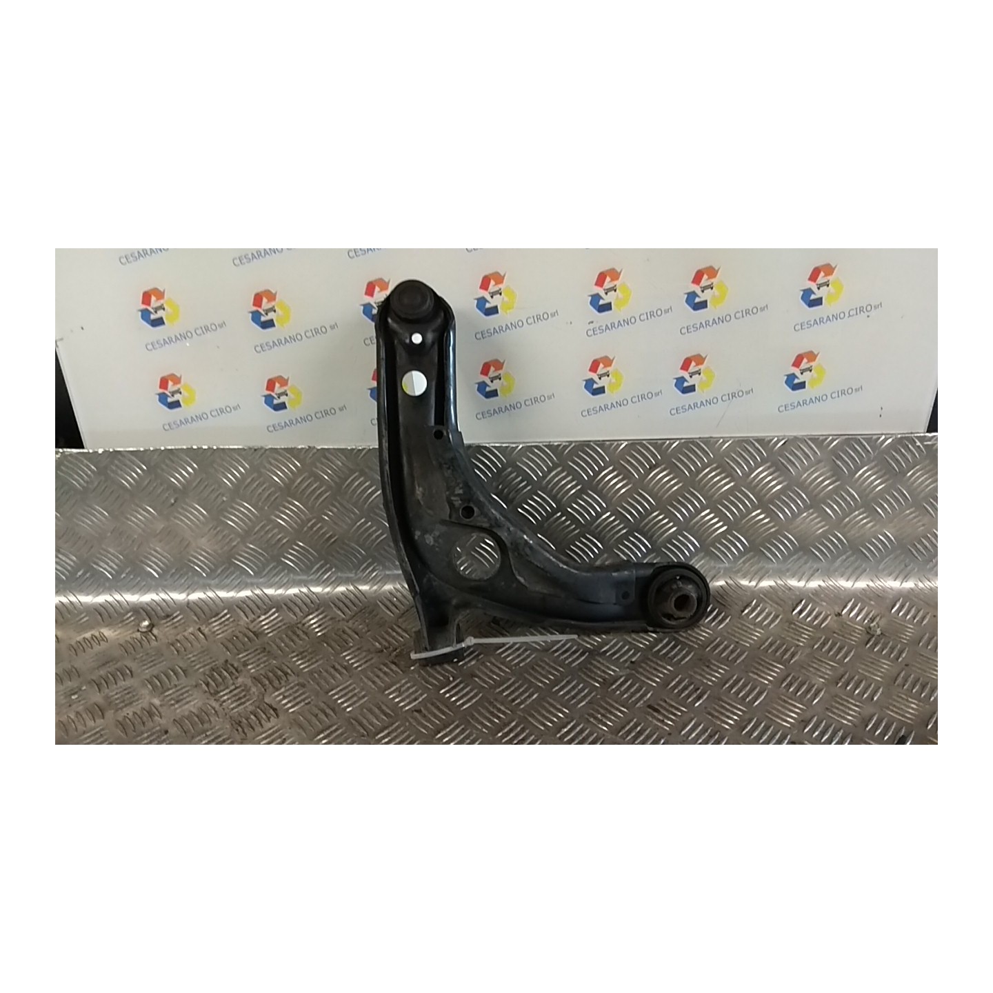 BRACCIO OSCILLANTE SOSP. ANT. SX. 044 TOYOTA YARIS (11/05-02/12) 1KRFE 4806909041