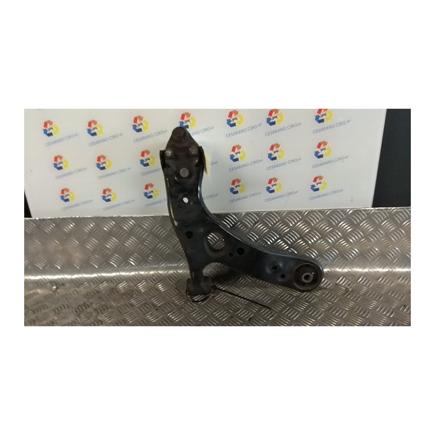 BRACCIO OSCILLANTE SOSP. ANT. SX. 048 TOYOTA AURIS (01/07-) 1ADFTV 4806912300