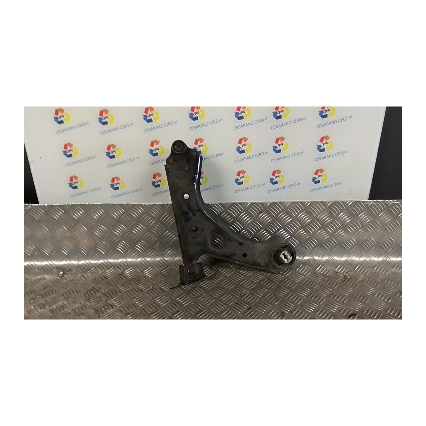 BRACCIO OSCILLANTE SOSP. ANT. SX. 009 CITROEN NEMO (VP) (06/08-) 199A9000 3520Y4