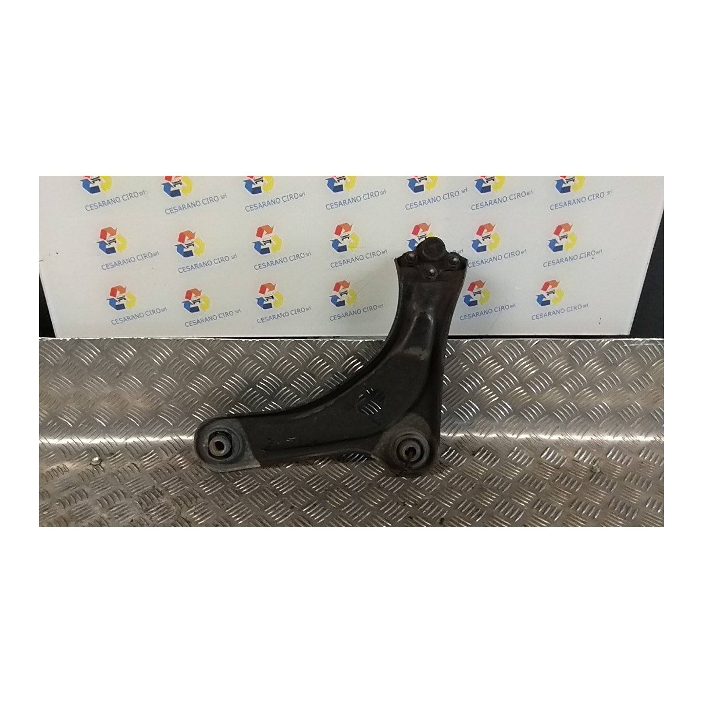 BRACCIO OSCILLANTE SOSP. ANT. DX. 019 CITROEN C3 1A SERIE (02/02-12/05) KFV 3521H6
