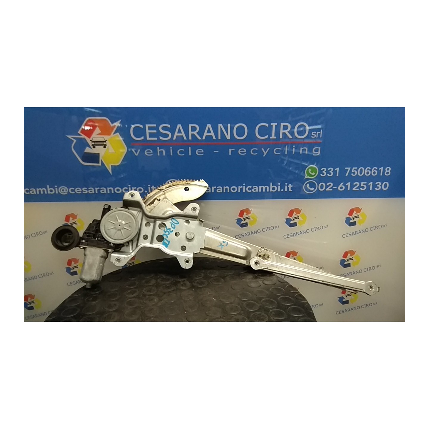 ALZACRISTALLO ELETTR. PORTA ANT. SX. 015 SUZUKI SWIFT (04/05-02/11) M13A 8344063J50000