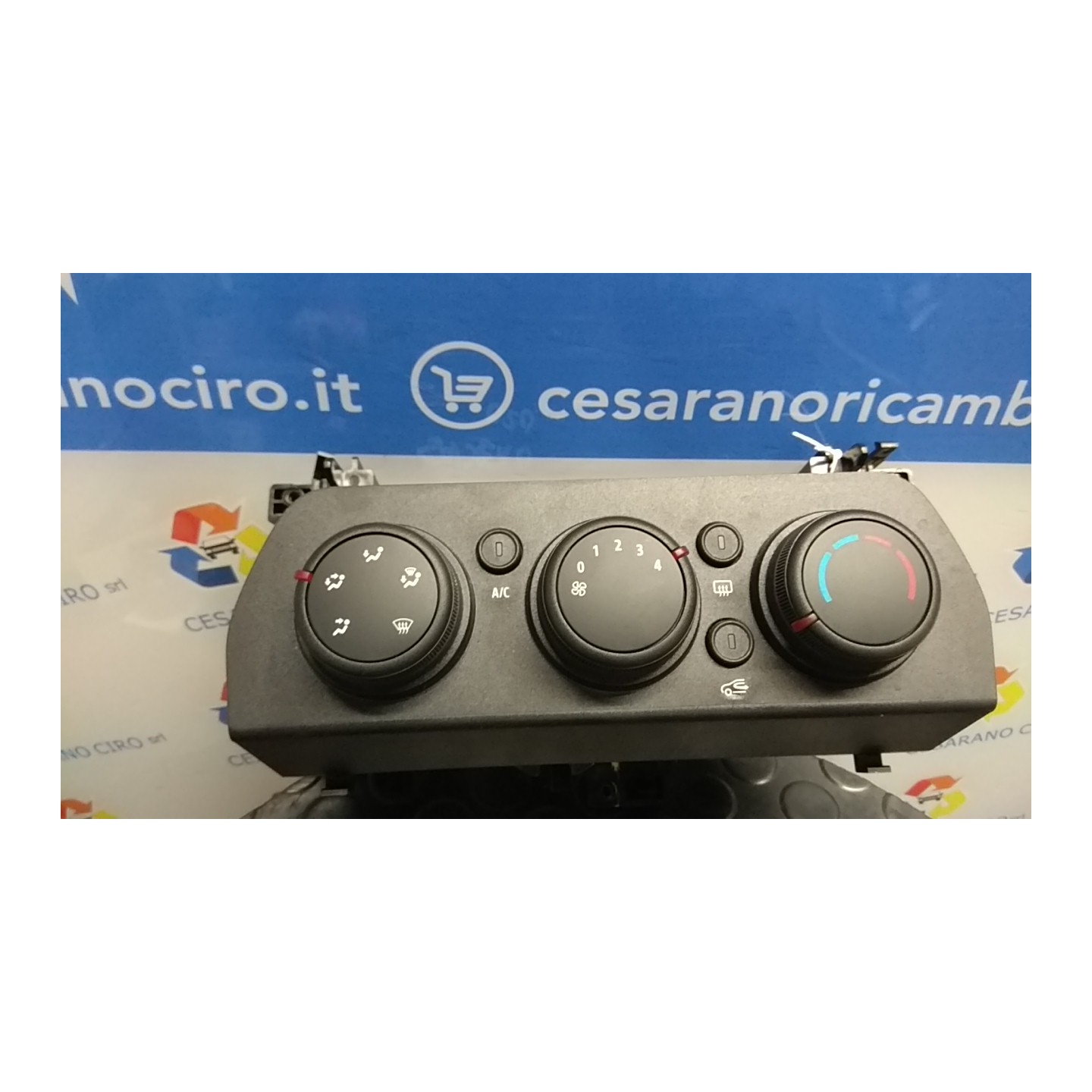 BLOCCO COMANDO CLIMATIZZAZIONE P/A/C AUTOM. 031 DACIA SANDERO 3A SERIE (12/20-) H4DF4 275100298R