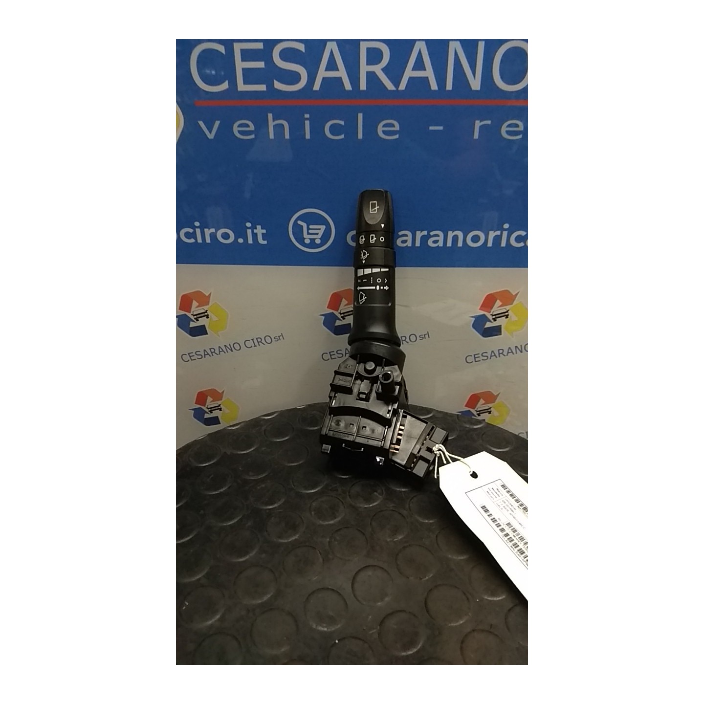 BLOCCO COMANDI TERGICRISTALLI 094 HYUNDAI I20 (01/09-) G4LA 934201J010