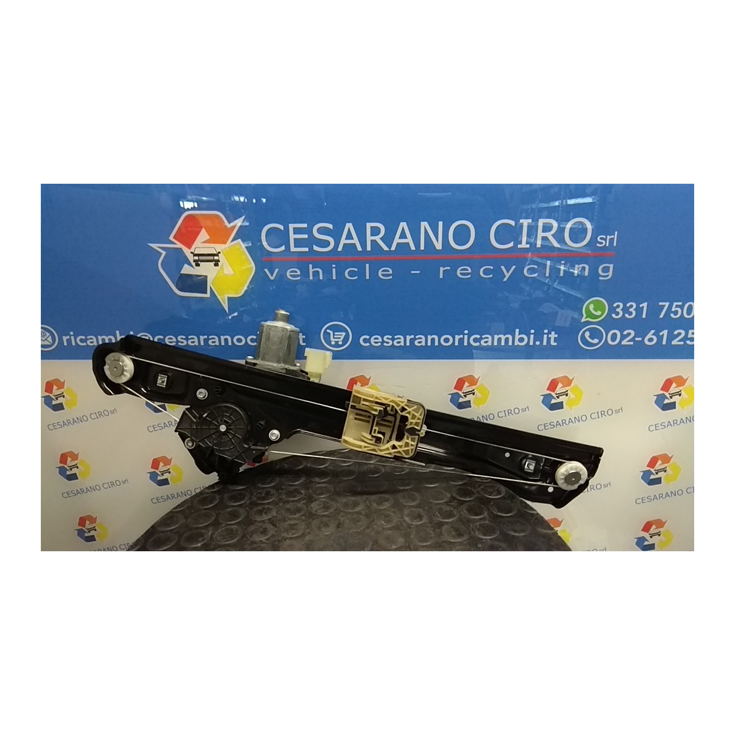 ALZACRISTALLO ELETTR. PORTA POST. CON MOTORINO DX. 003 FORD ECOSPORT (11/17-) M1JU 2142452