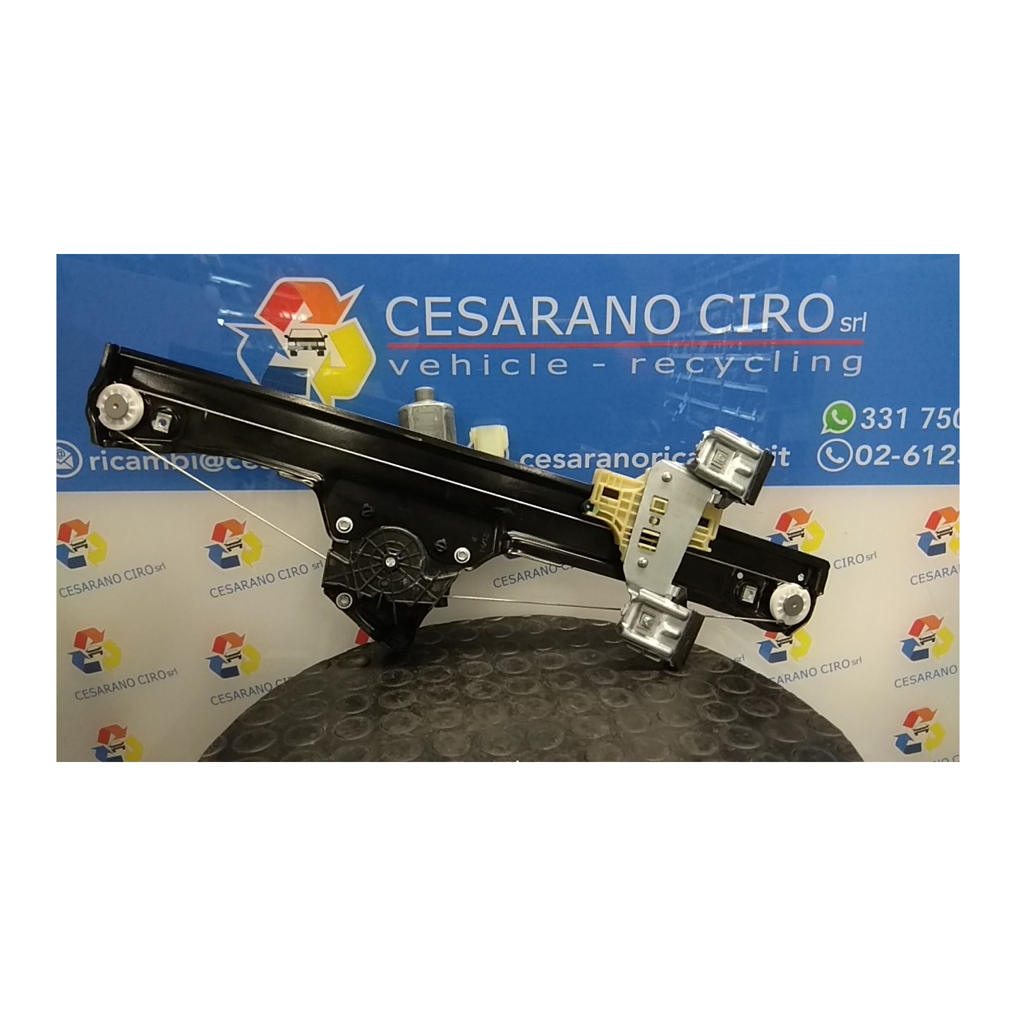 ALZACRISTALLO ELETTR. PORTA ANT. CON MOTORINO DX. 004 FORD ECOSPORT (11/17-) M1JU 2142436