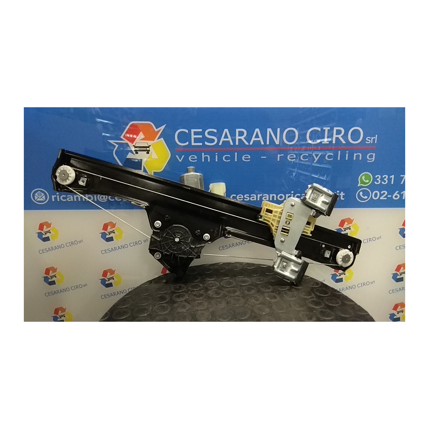 ALZACRISTALLO ELETTR. PORTA ANT. CON MOTORINO DX. 004 FORD ECOSPORT (11/17-) M1JU 2142436